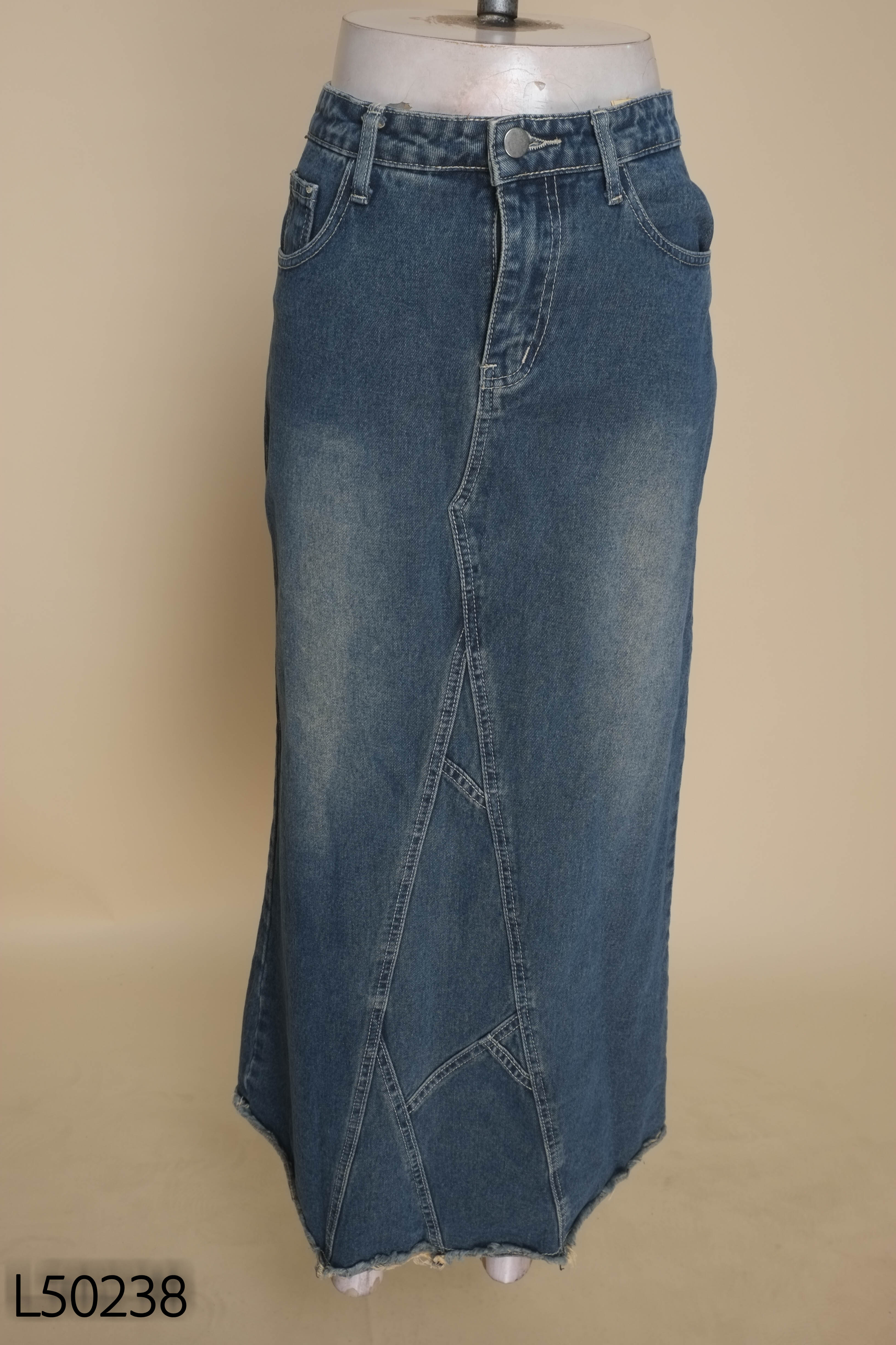 Chân váy jeans xanh dài ống rua