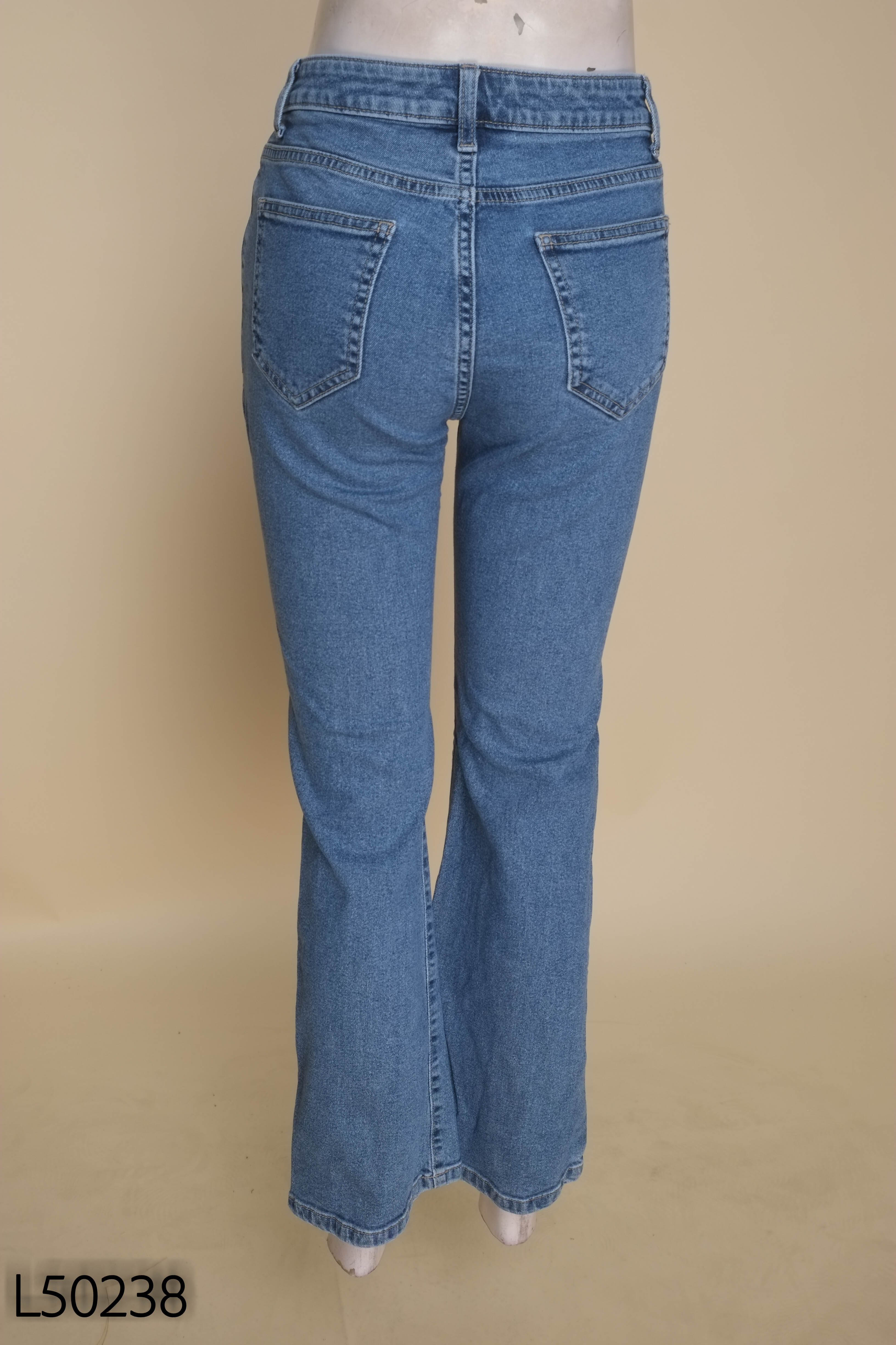 Quần jeans xanh D.CHIC suông trơn