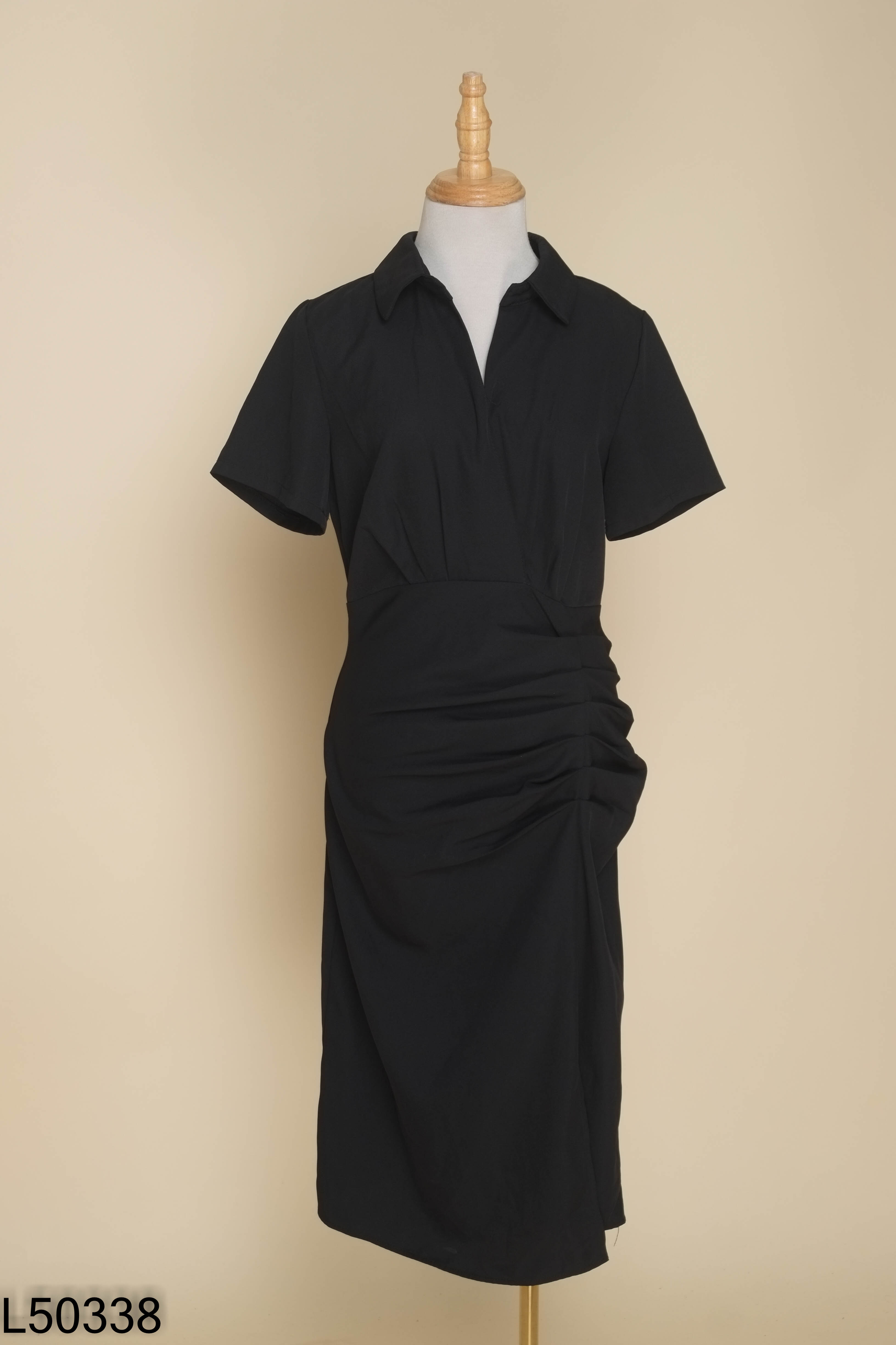 Váy PHUONG PHAN DESIGN đen rúm eo
