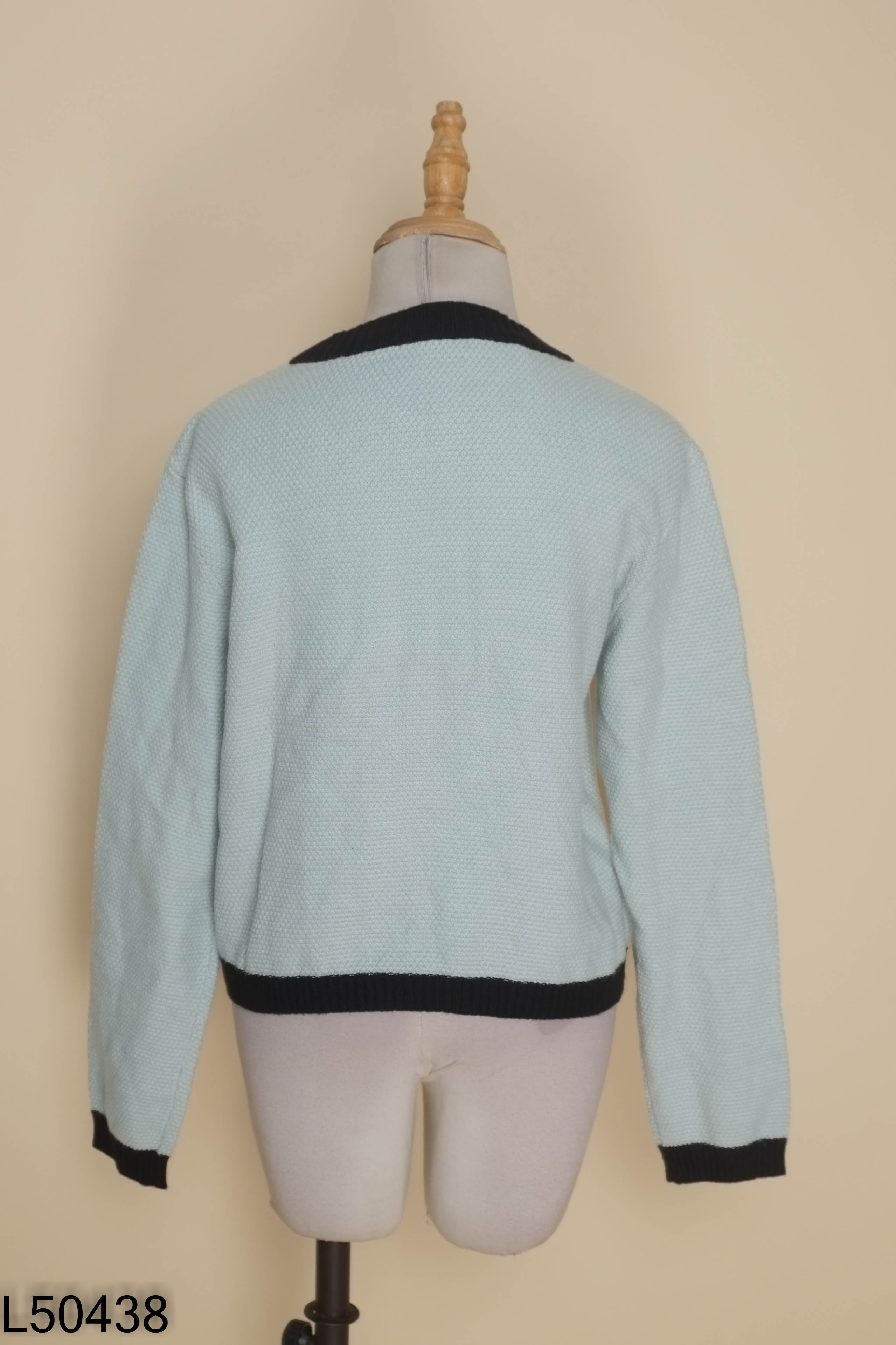 Áo len cardigan xanh viền đen cúc ngọc