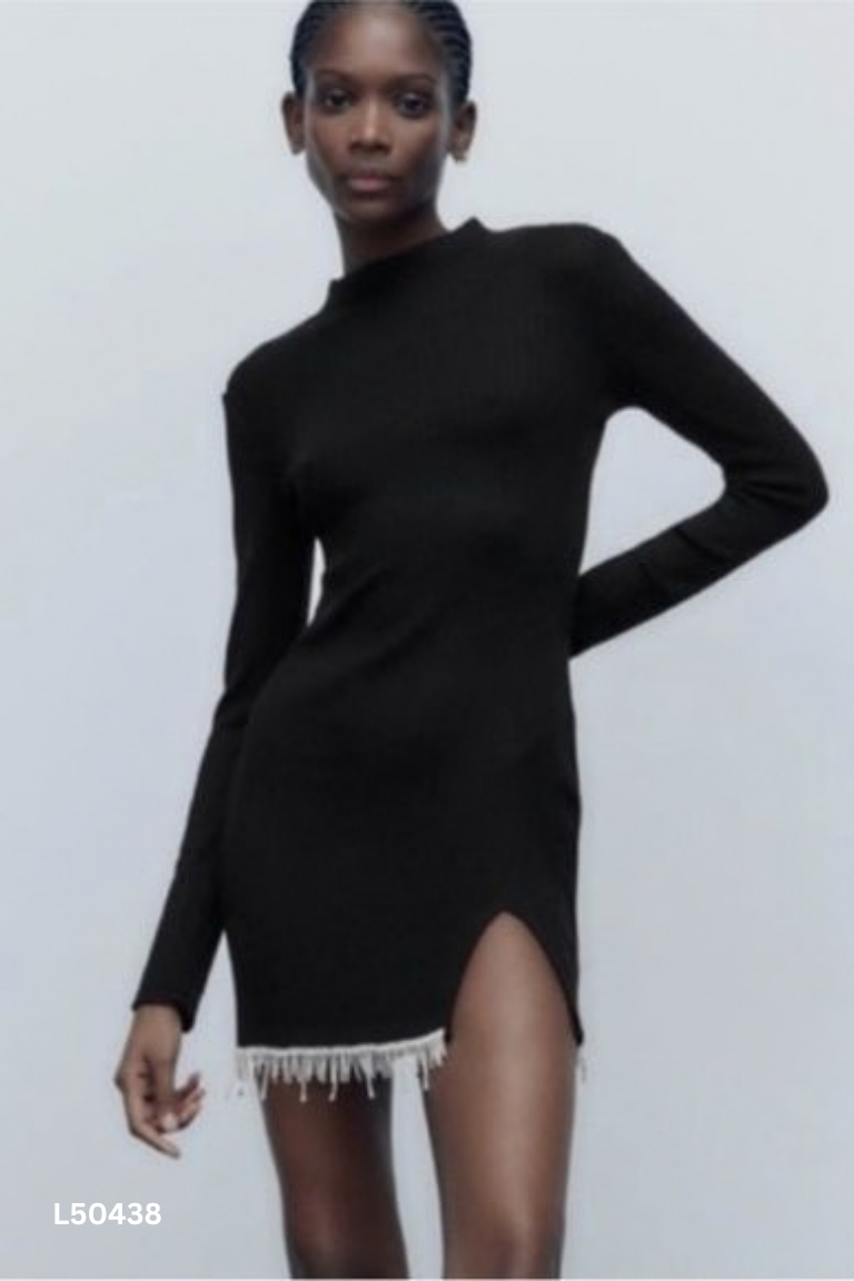 Váy len đen ZARA body họa tiết đá