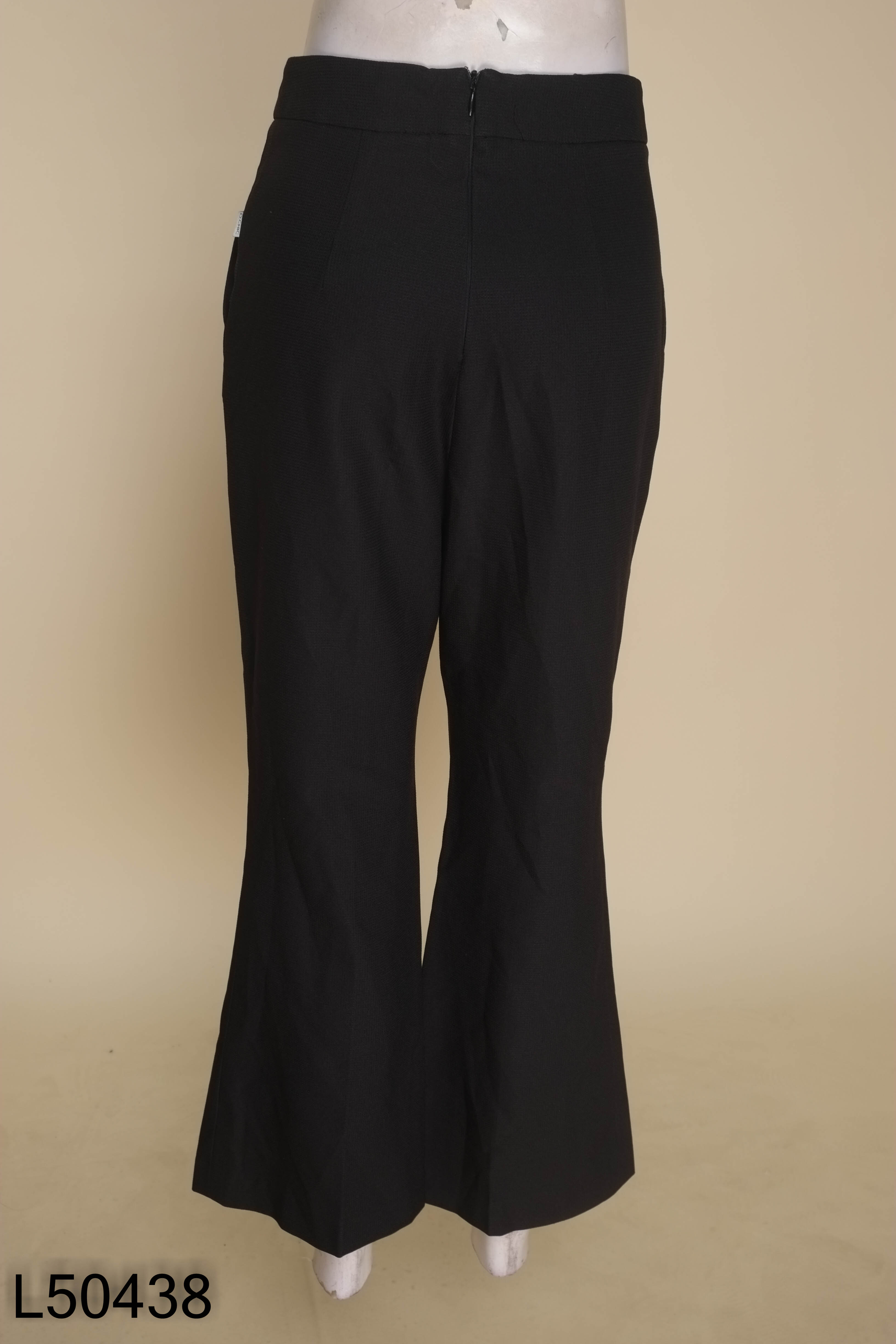 Quần vải đen D.CHIC trơn