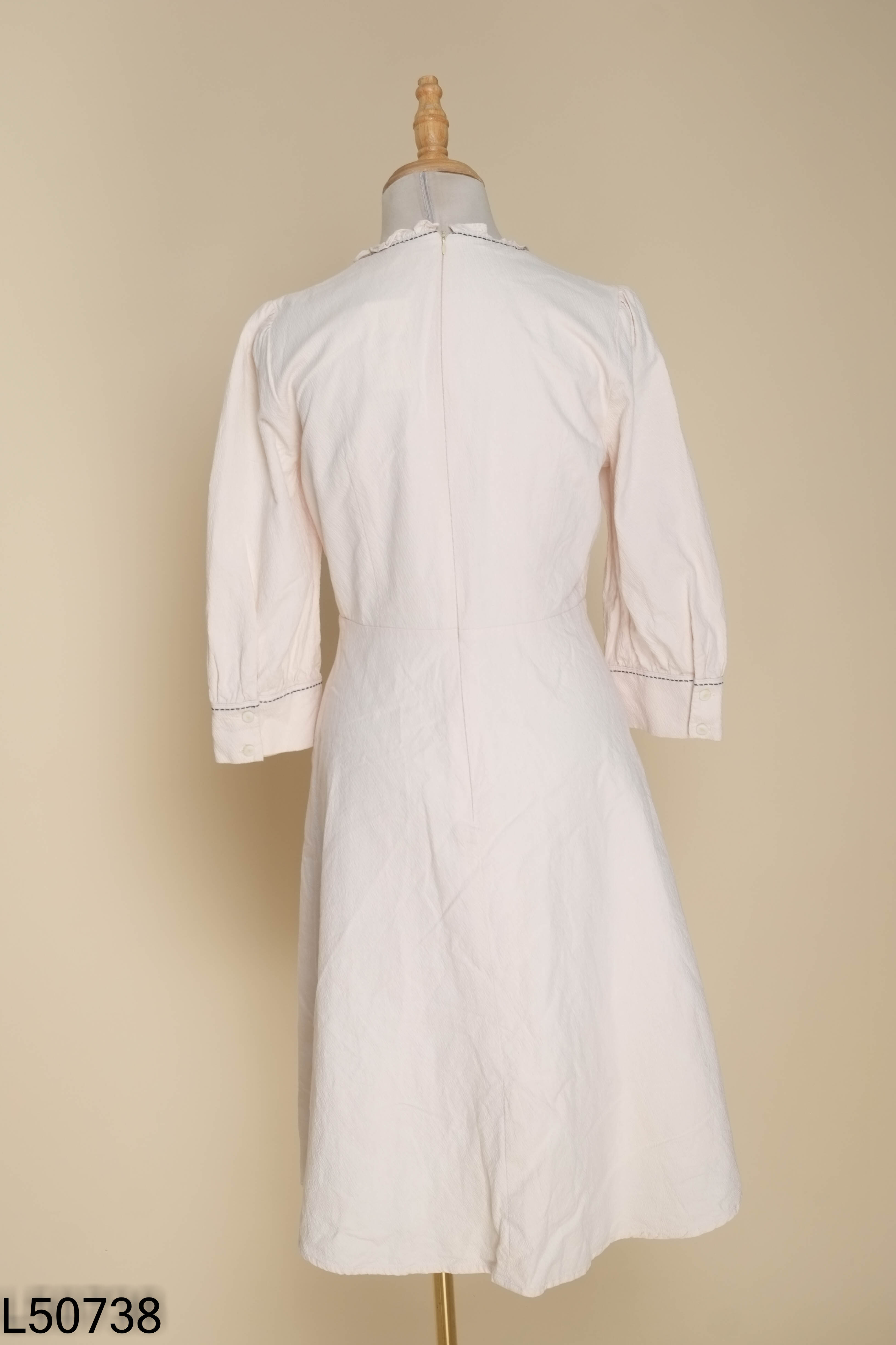 Váy ADORE DRESS be thêu hoa đen