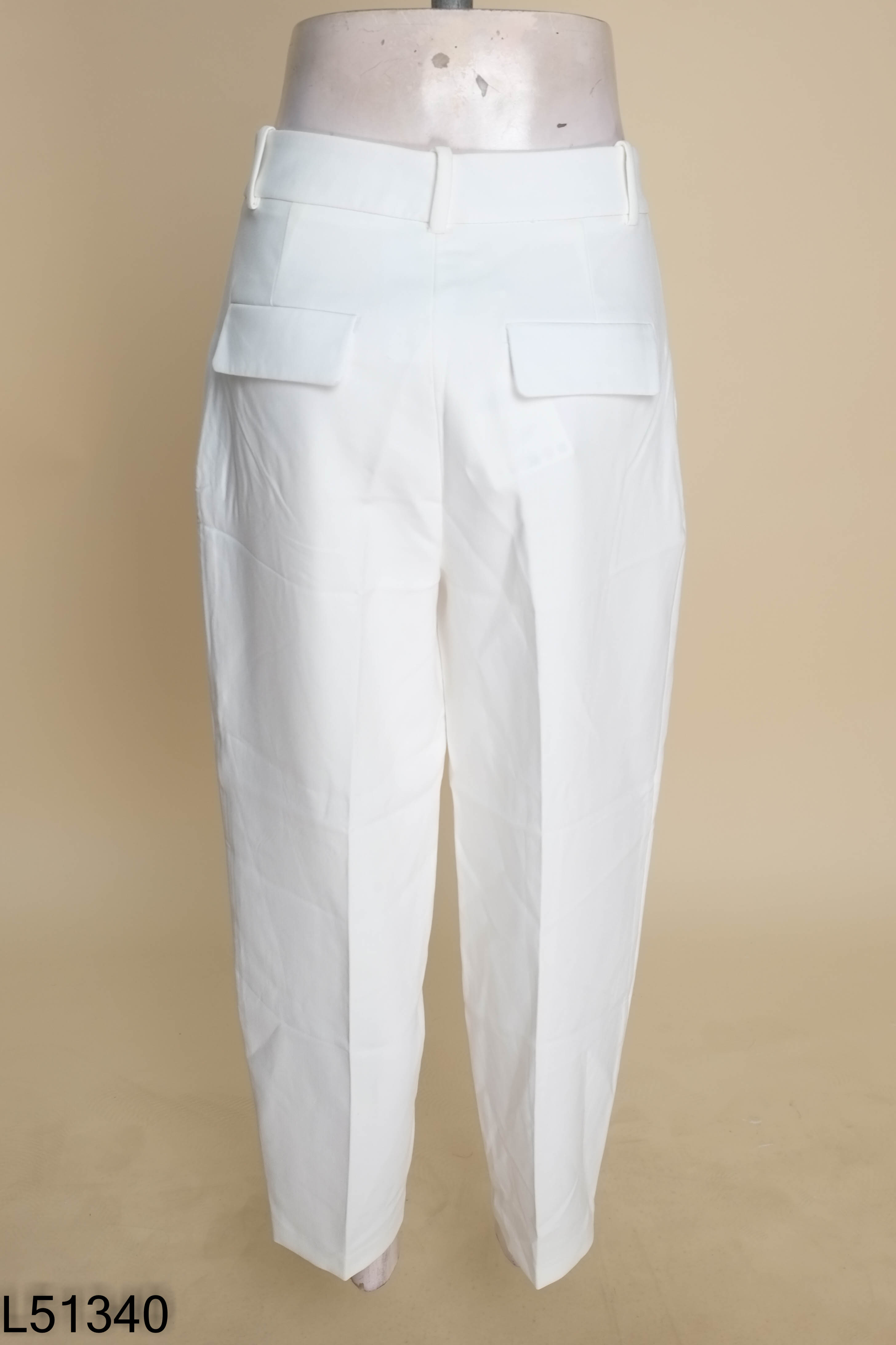NEWTAG ZARA quần trắng suông