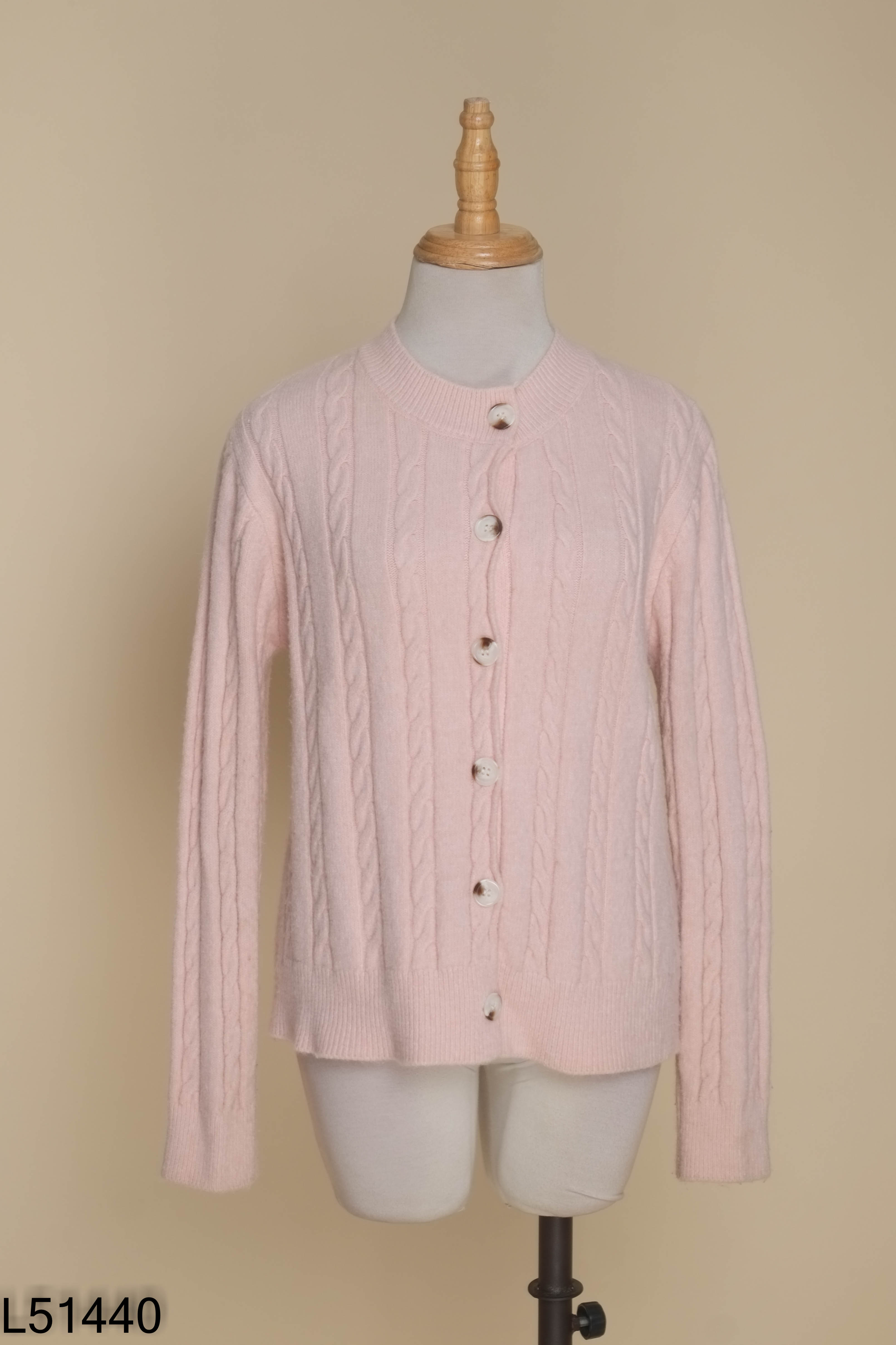 Áo cardigans hồng thêu ngựa