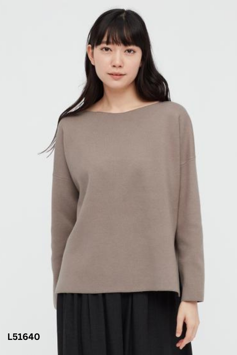 Áo len nâu UNIQLO dài tay