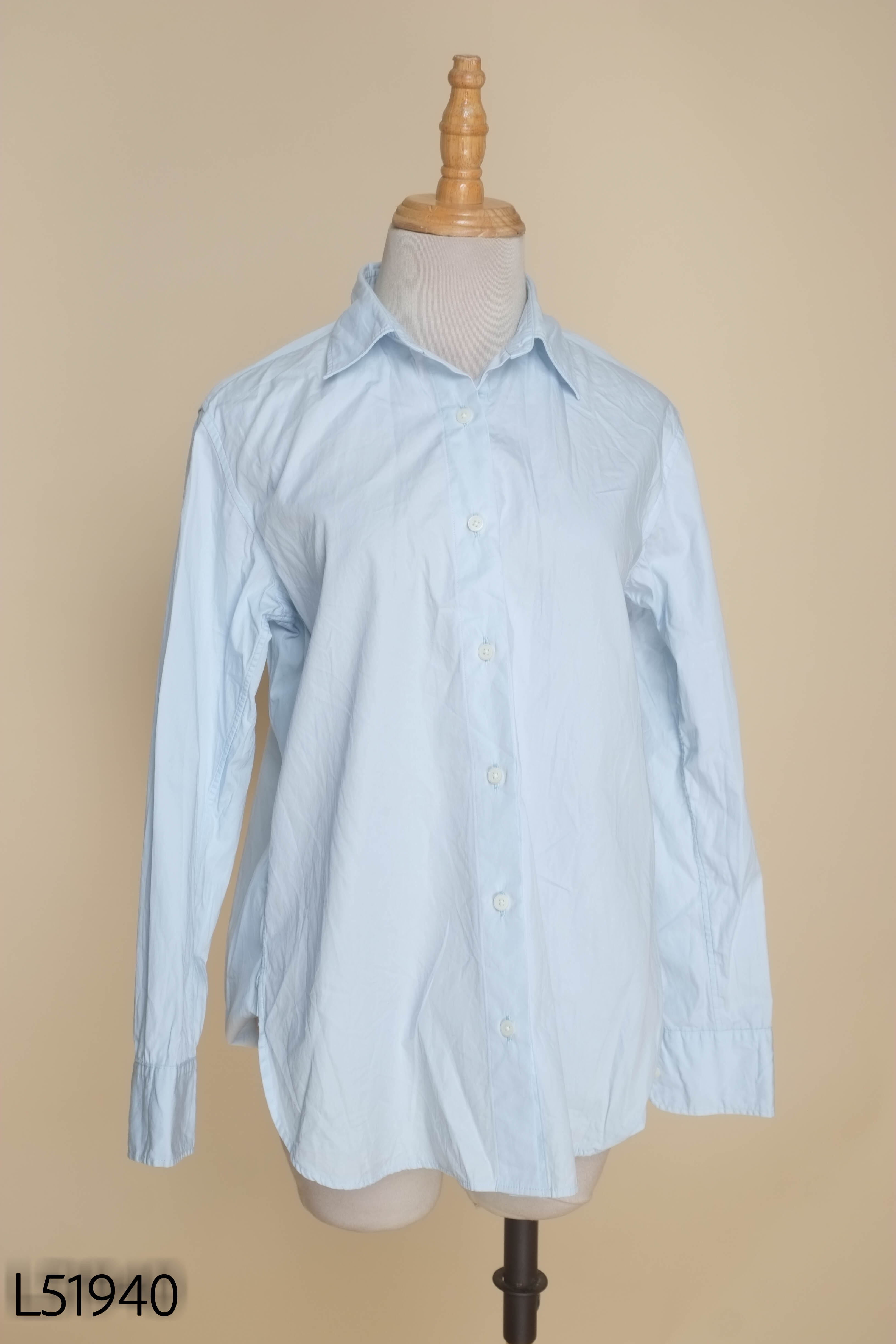 Áo sơ mi UNIQLO xanh trơn