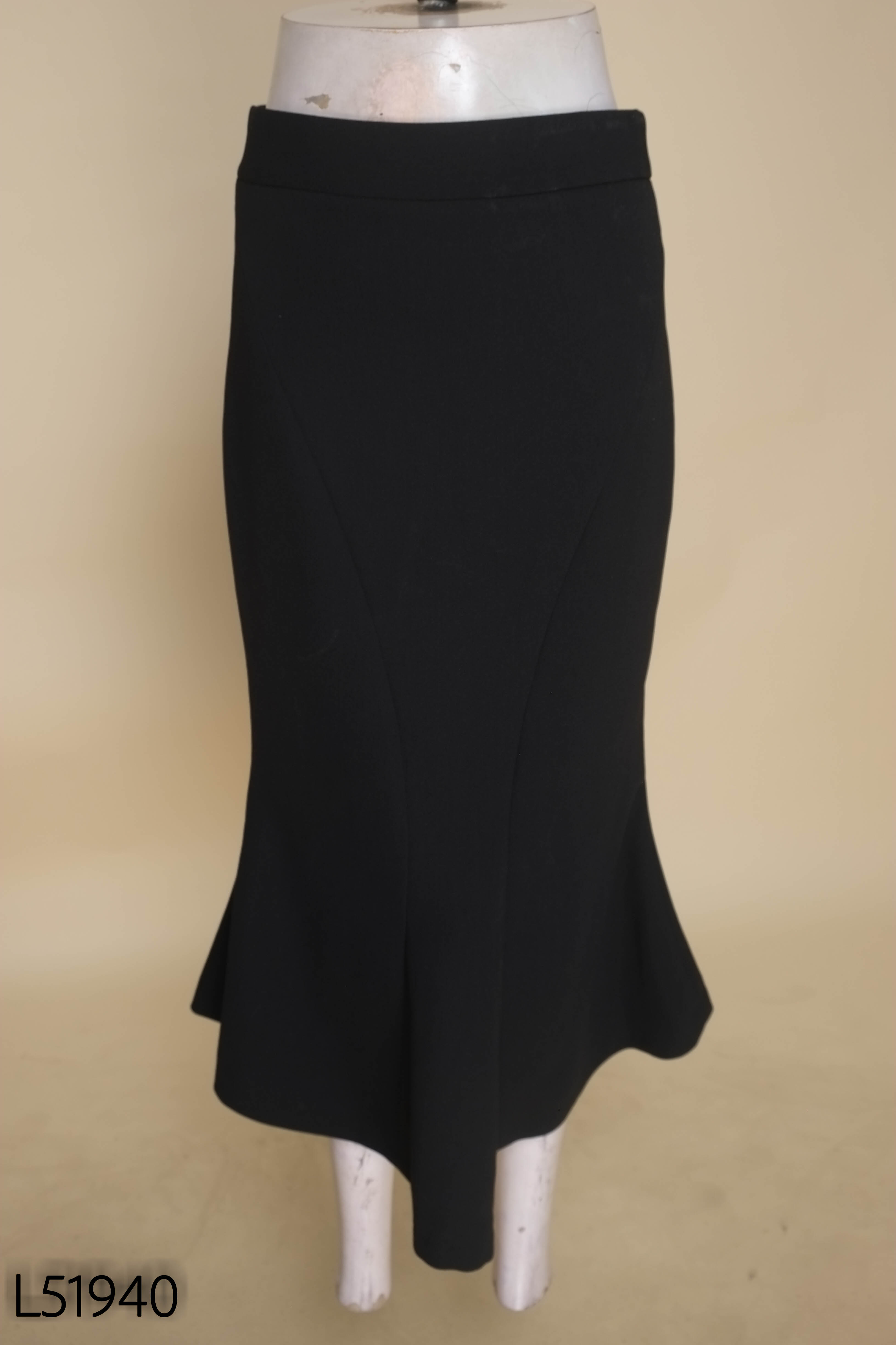 Chân váy HUONG BOUTIQUE đen đuôi cá