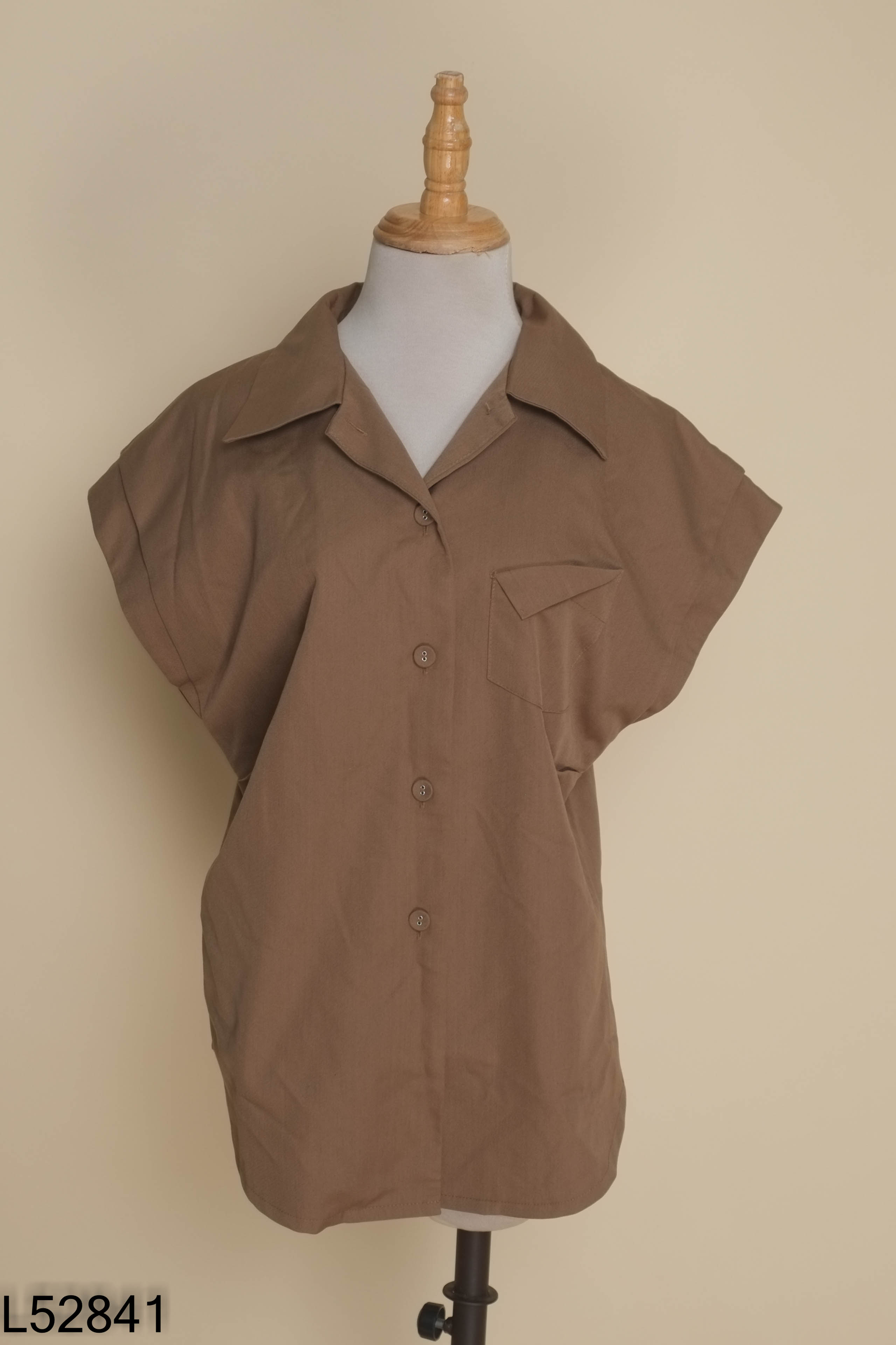 Áo nâu TNK cổ vest sát nách