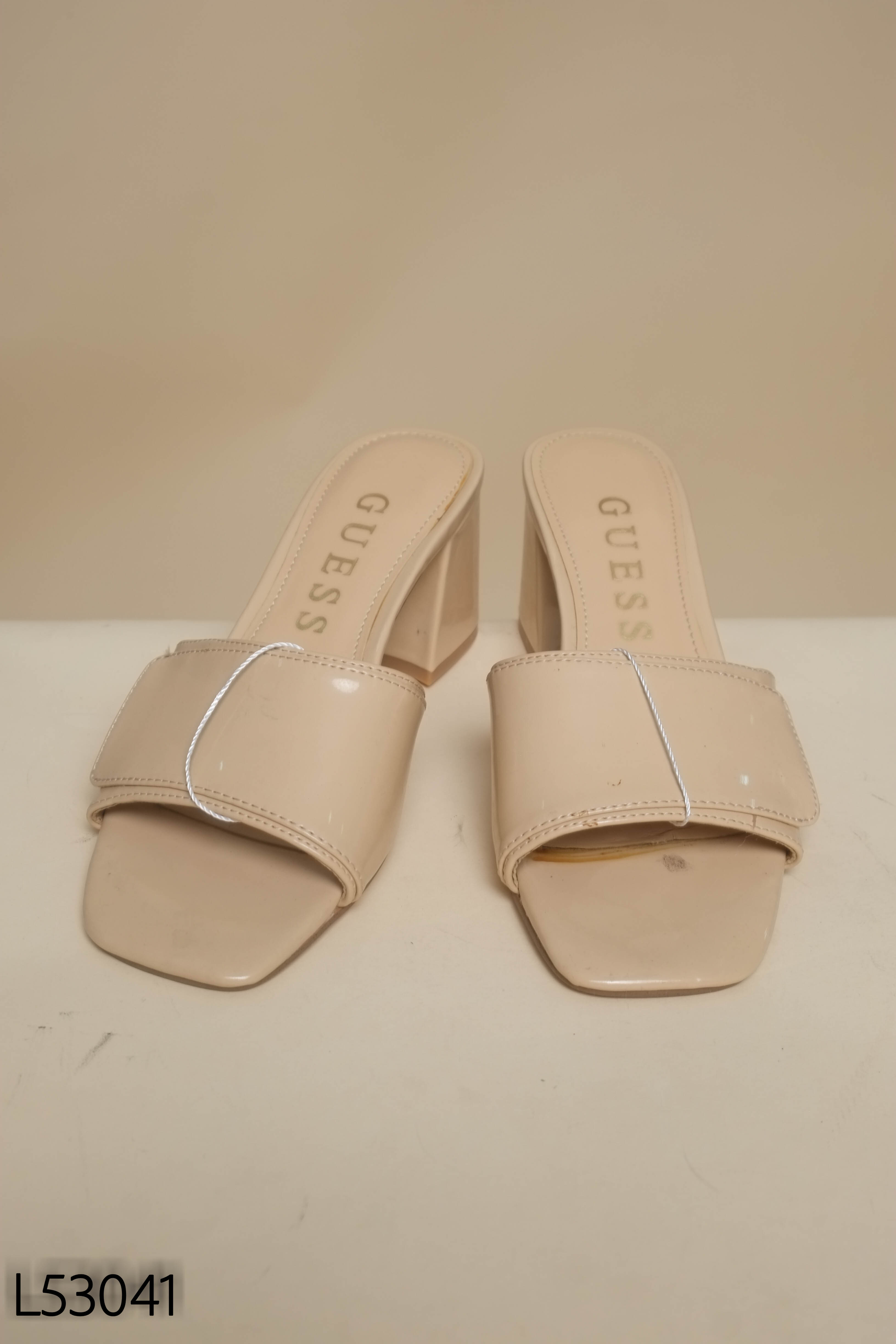 NEW GUESS dép cao gót be
