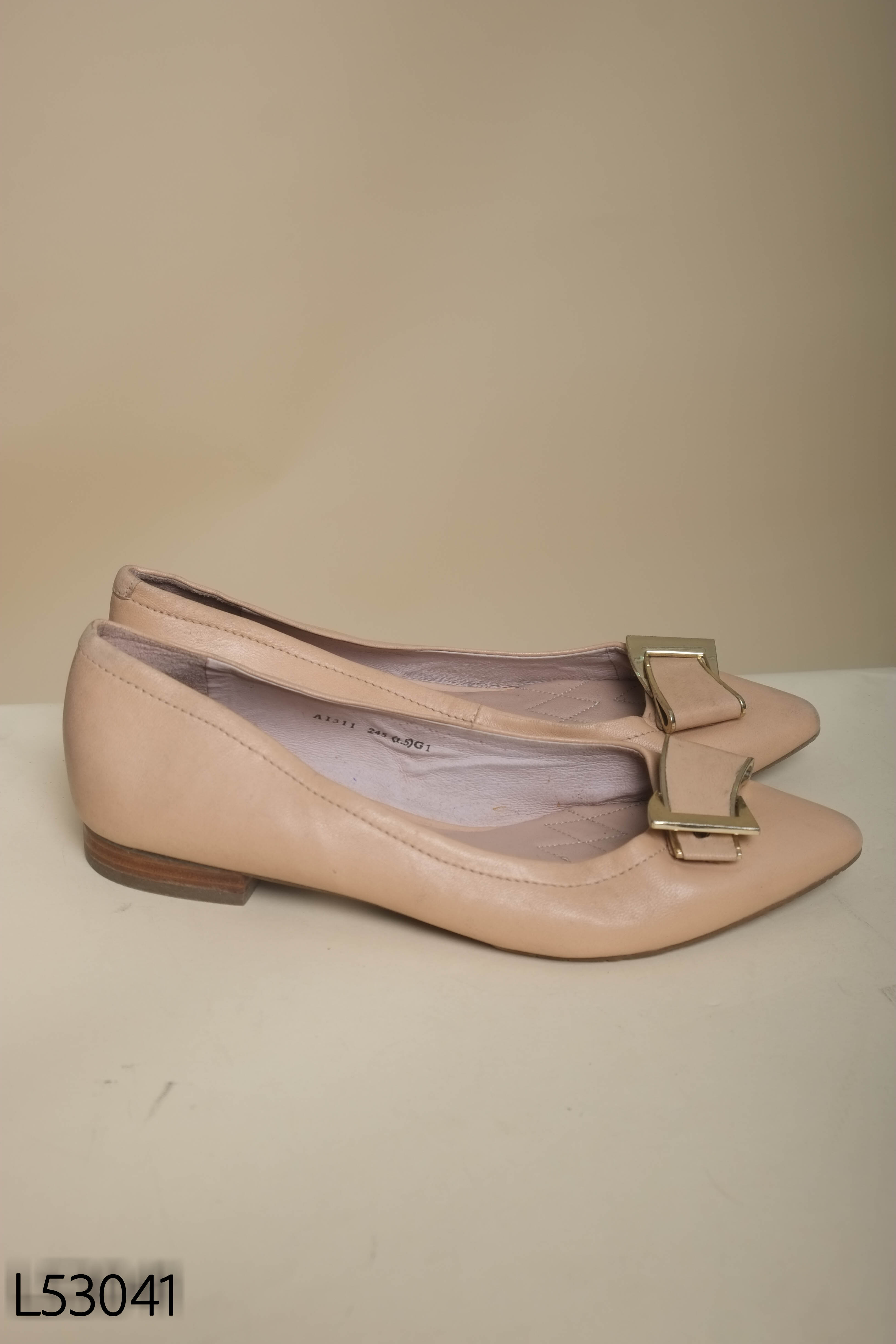 NEW BATA giày bệt hồng khuy