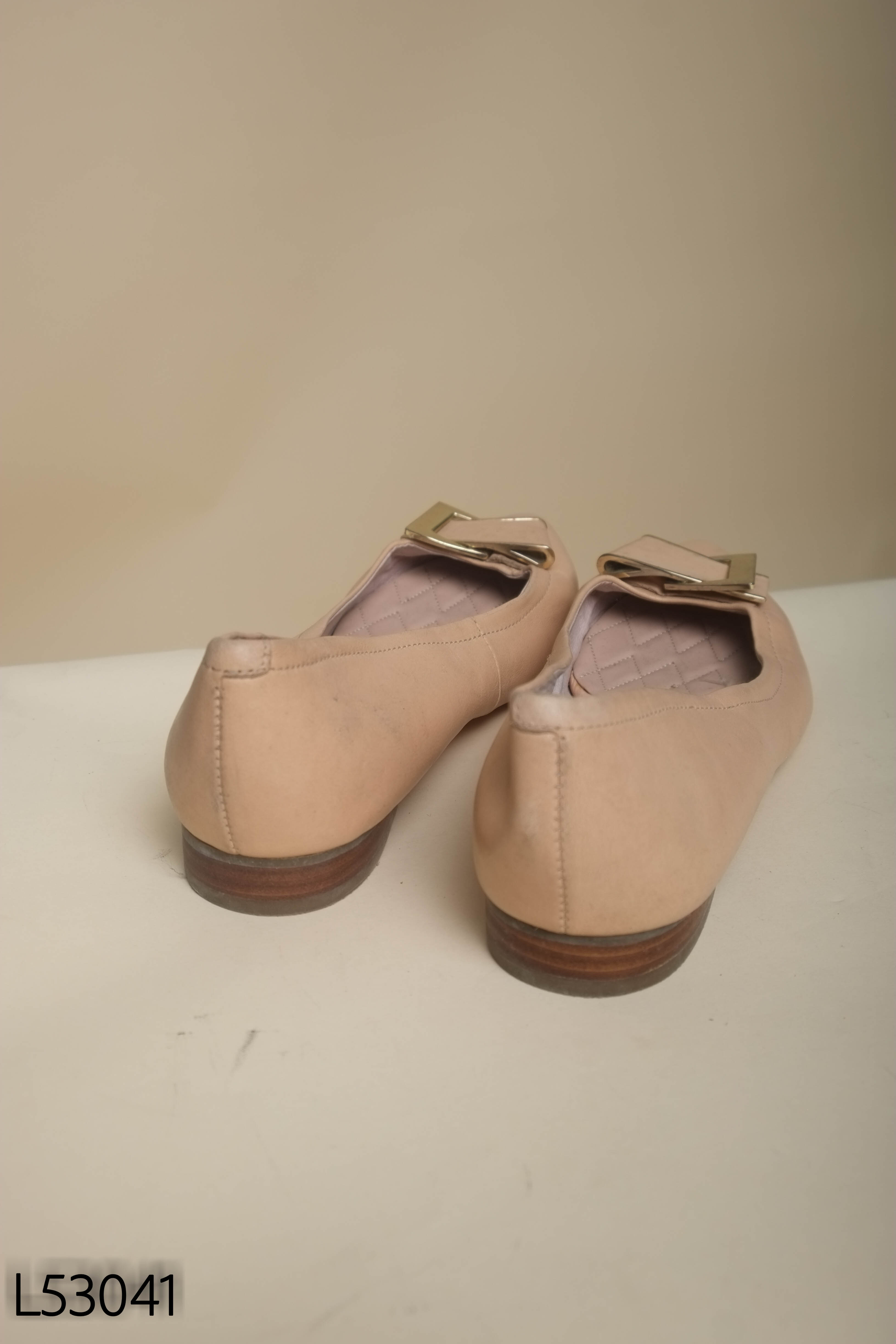 NEW BATA giày bệt hồng khuy