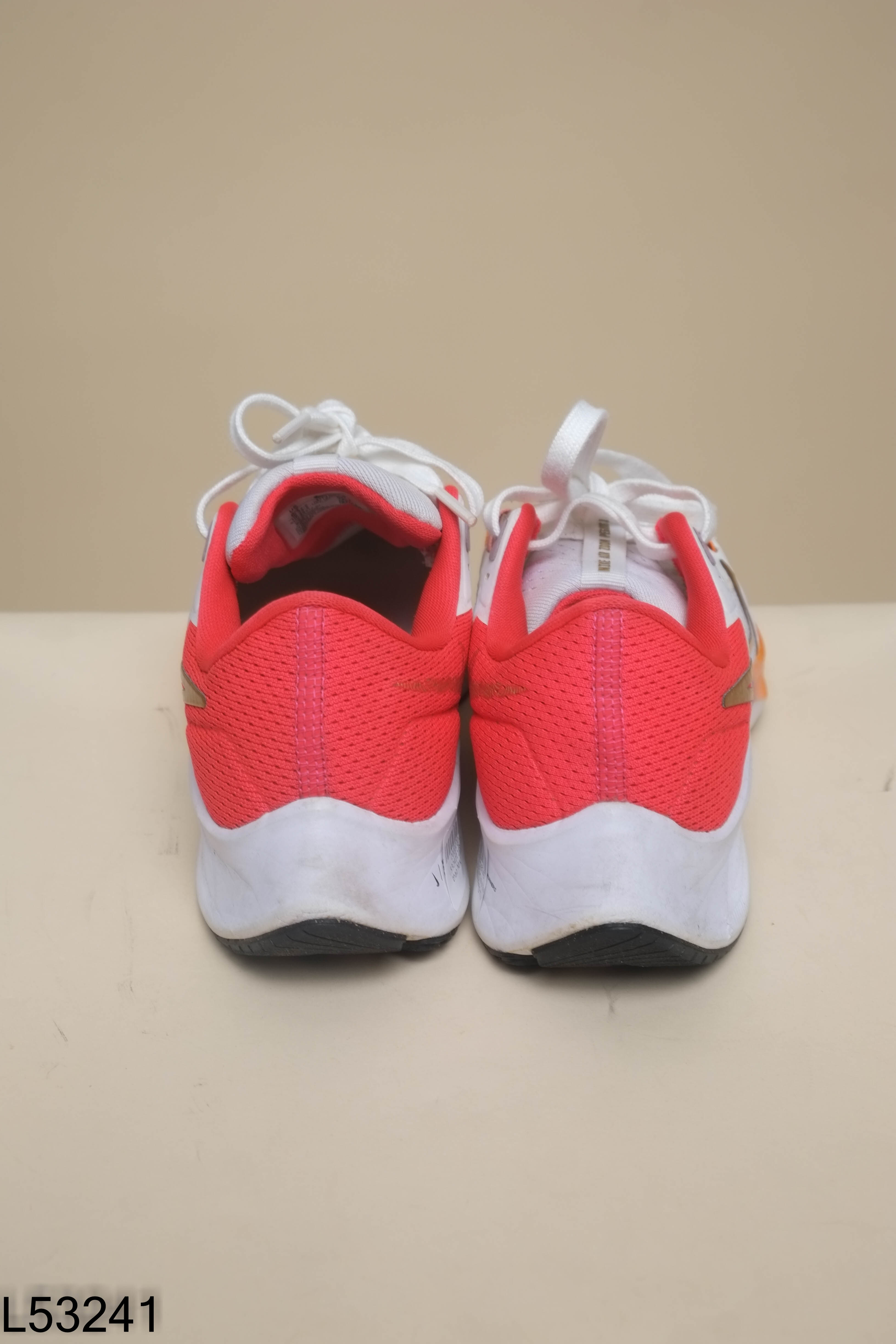 Giày thể thao NIKE trắng mix hồng đỏ