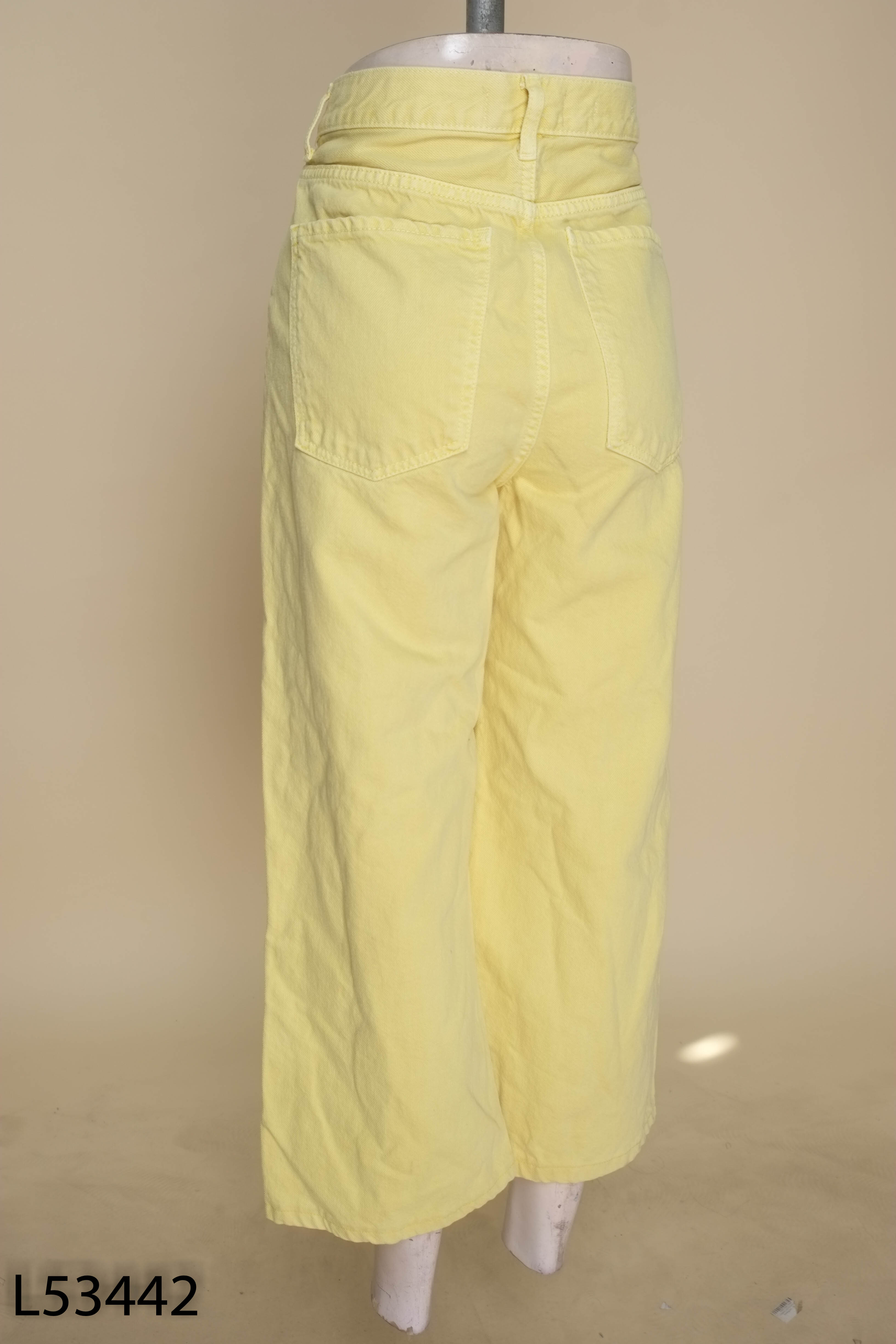 Quần jeans MNG vàng suông