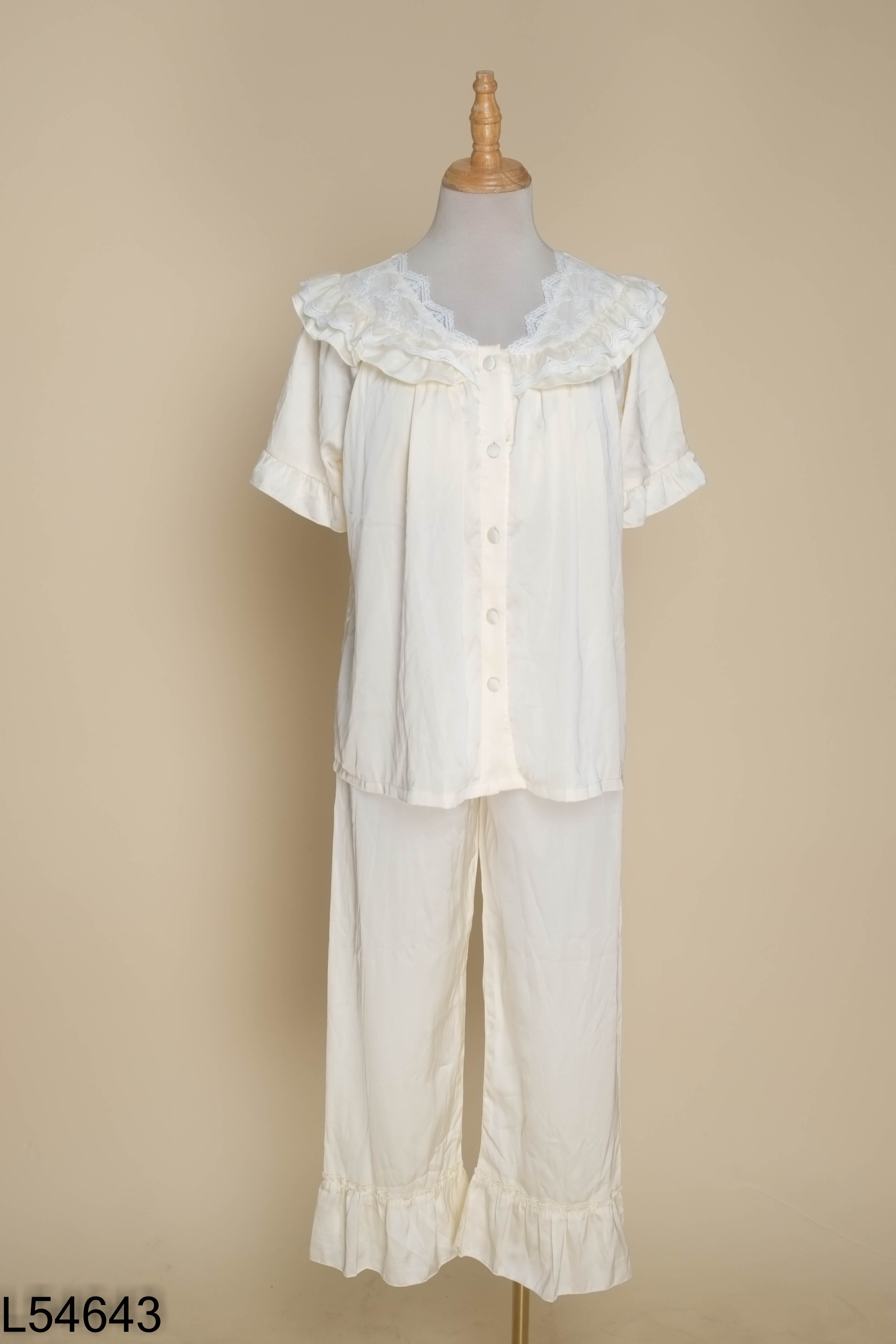 NEWTAG ELIA set ngủ lụa be