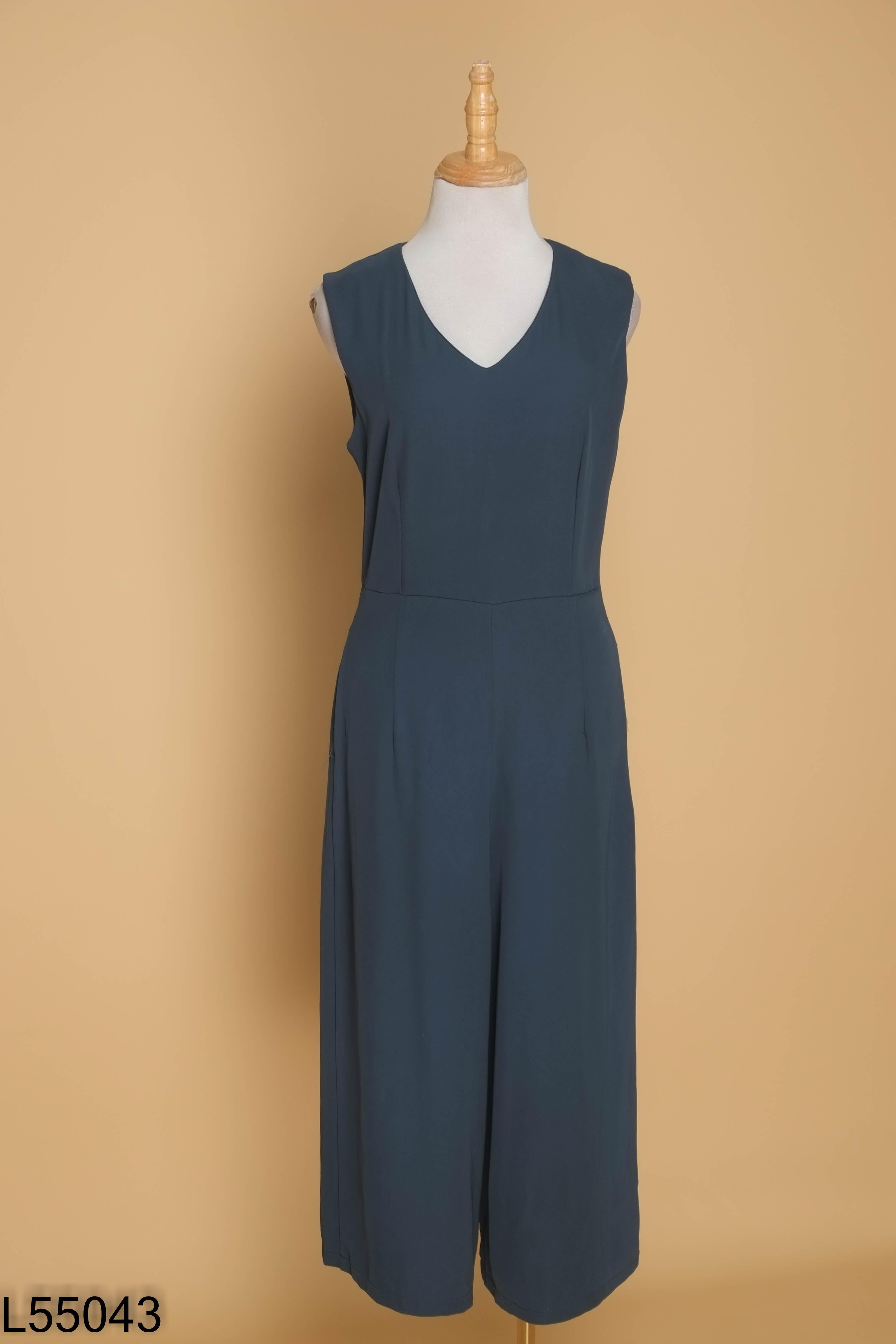 Jumpsuit xanh lá trơn