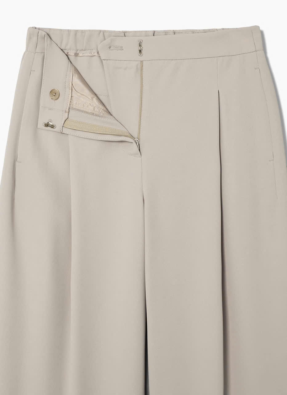 Culottes-Xuat-Han-Du-Xin-16307-13.jpg?v=1775054835