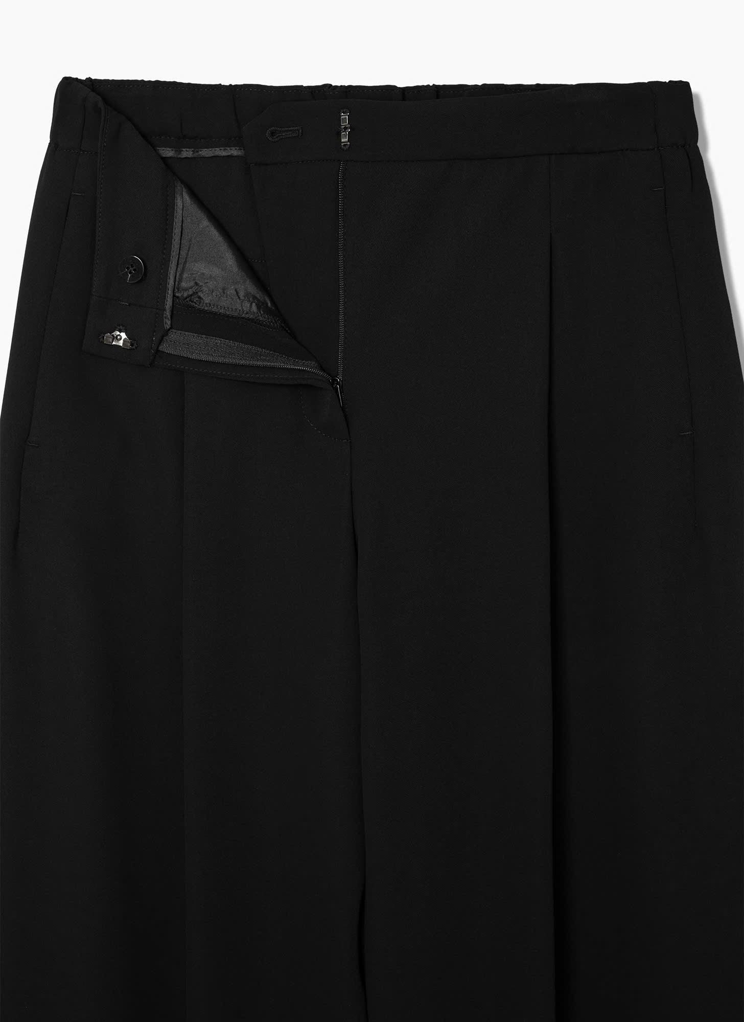 Culottes-Xuat-Han-Du-Xin-16307-25.jpg?v=1775054849