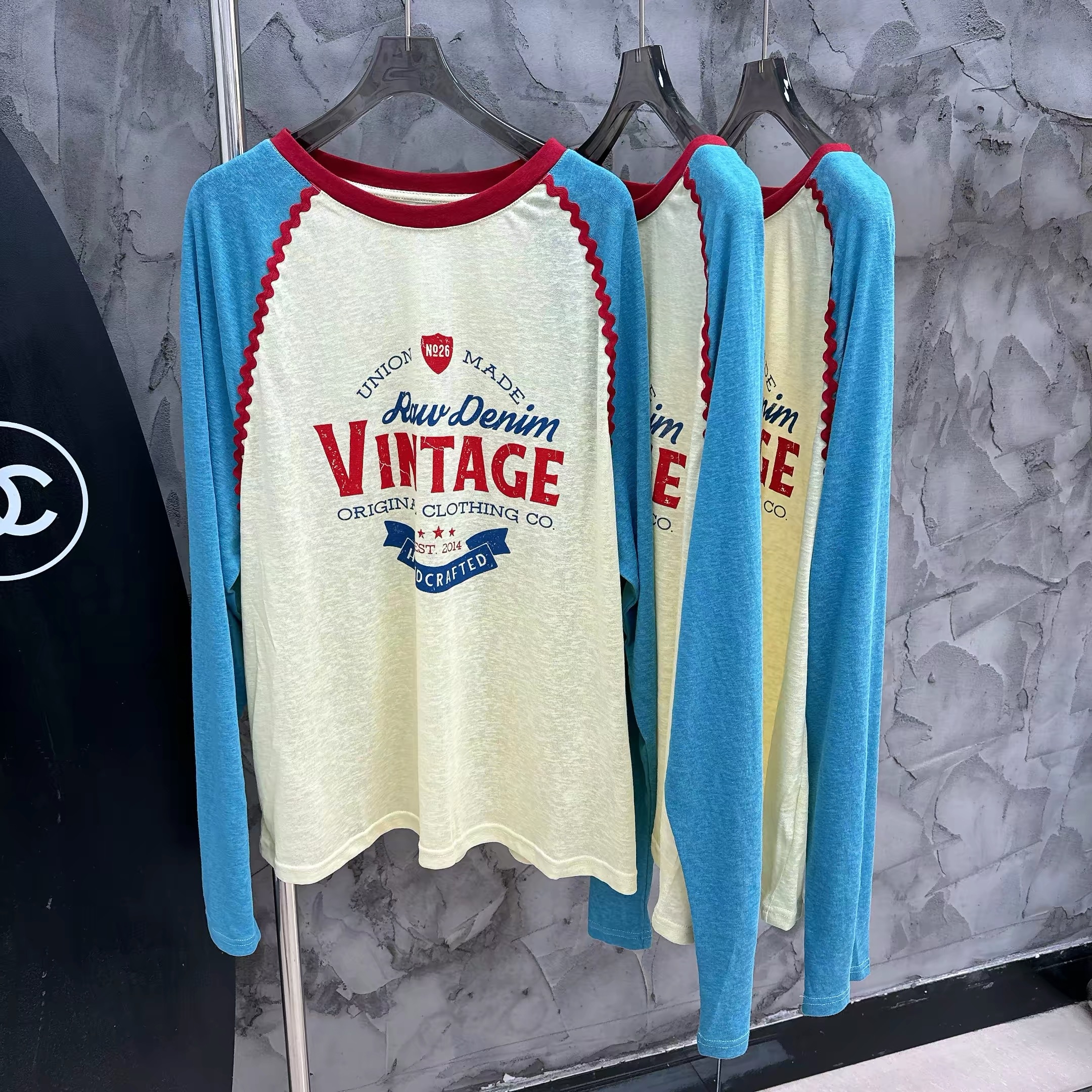 Phong-Giay-Vintage-16569-1.jpg?v=1782037129