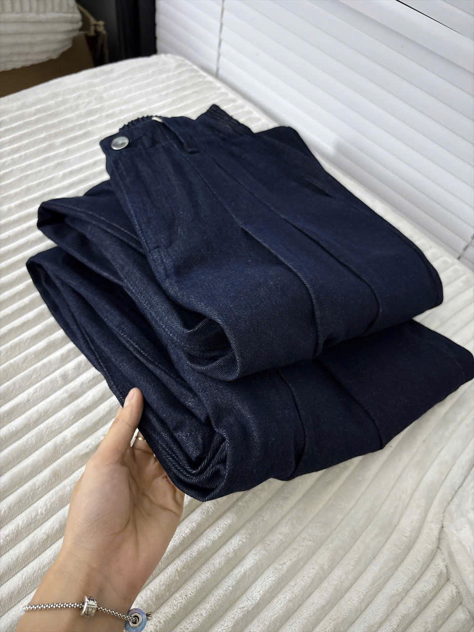 2aoboqp71aluw708mvdjgp582kdyr9ye7ktmnp4a13.jpg