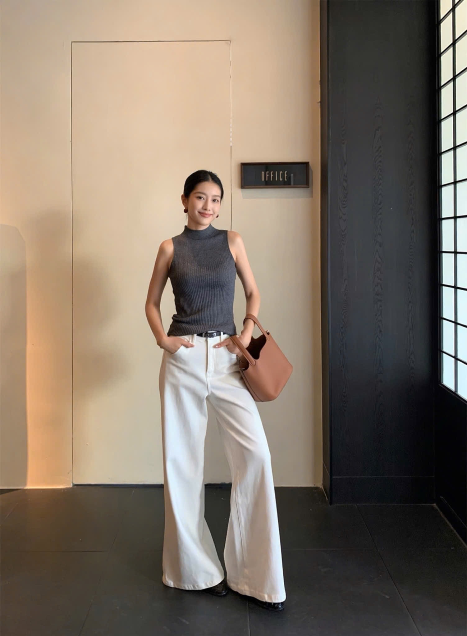 Quan-Kaki-Xo-Jean-Ong-Suong-Du-Xin-16355-13.jpg?v=1776824101