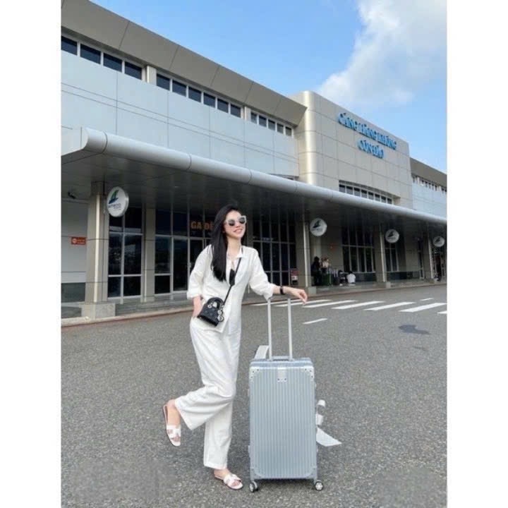 Set-Bo-MD-linen-culottes-amp-so-mi-dai-tay-16549-6.jpg?v=1781849275