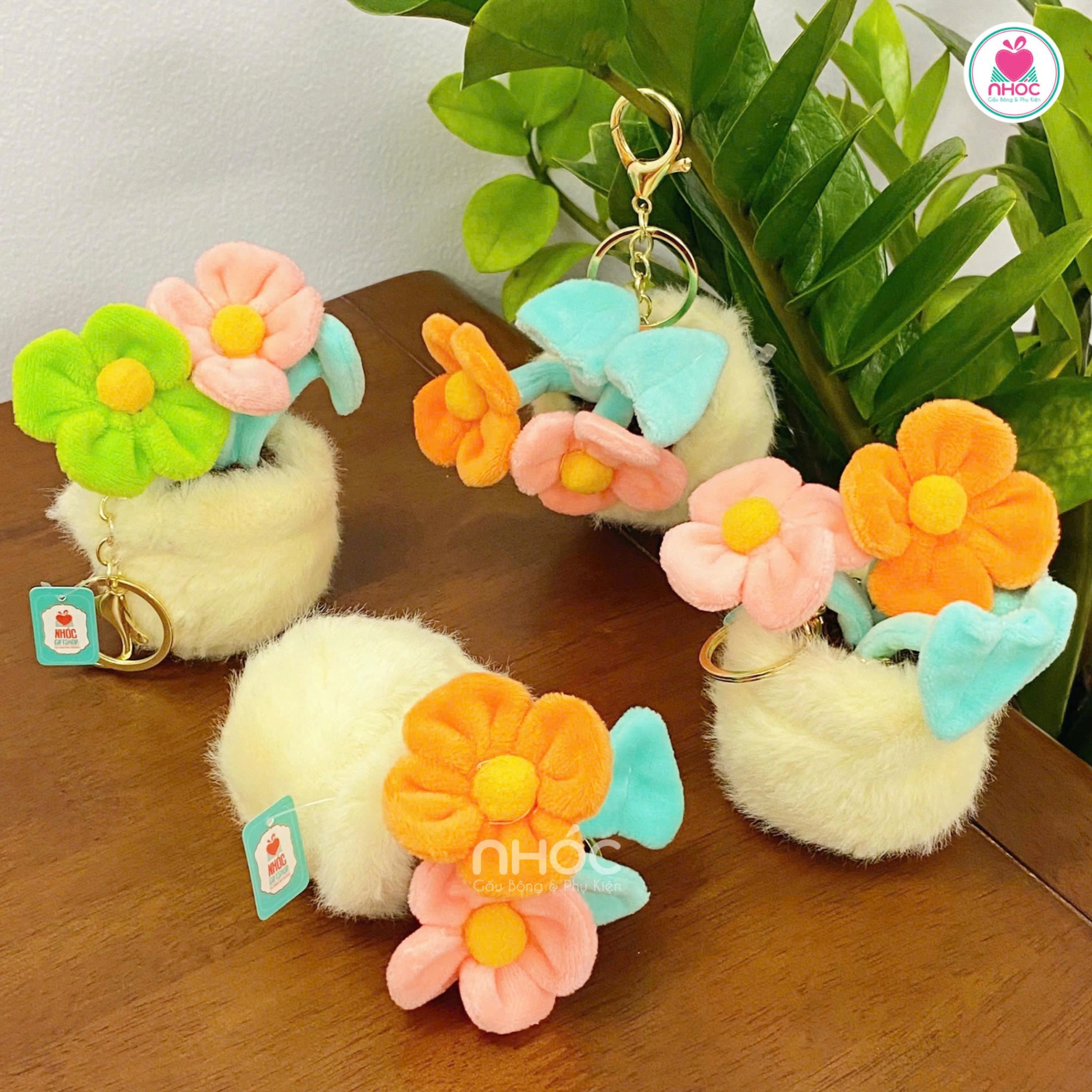 Móc khóa bông Chậu hoa - Chậu vàng - 7525