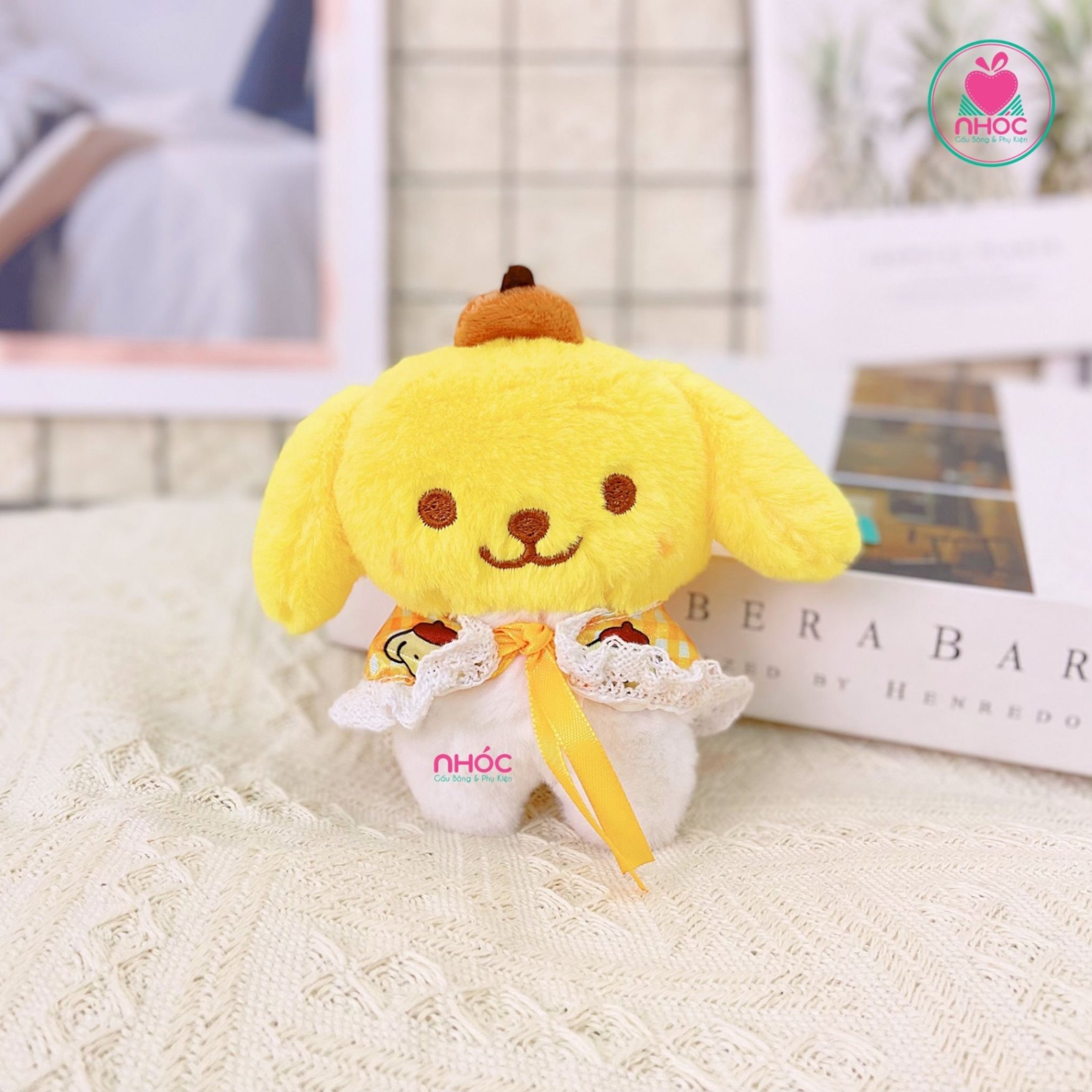 Móc khoá bông thú mặc áo choàng - Purin - 7001