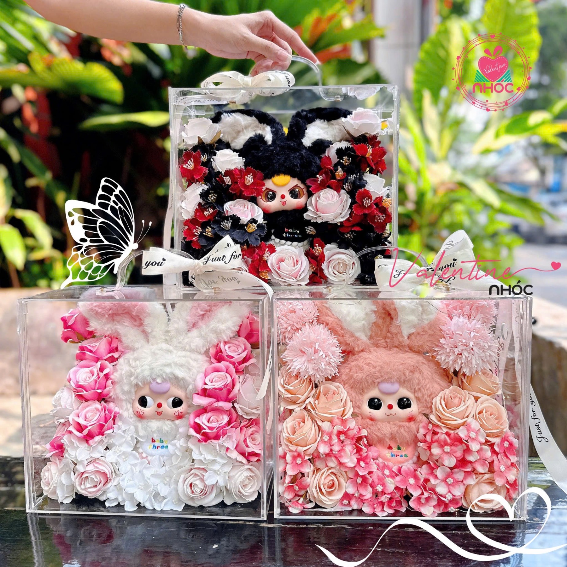 Hộp qùa BBT combo hoa - Thỏ Thị Trấn - 98901