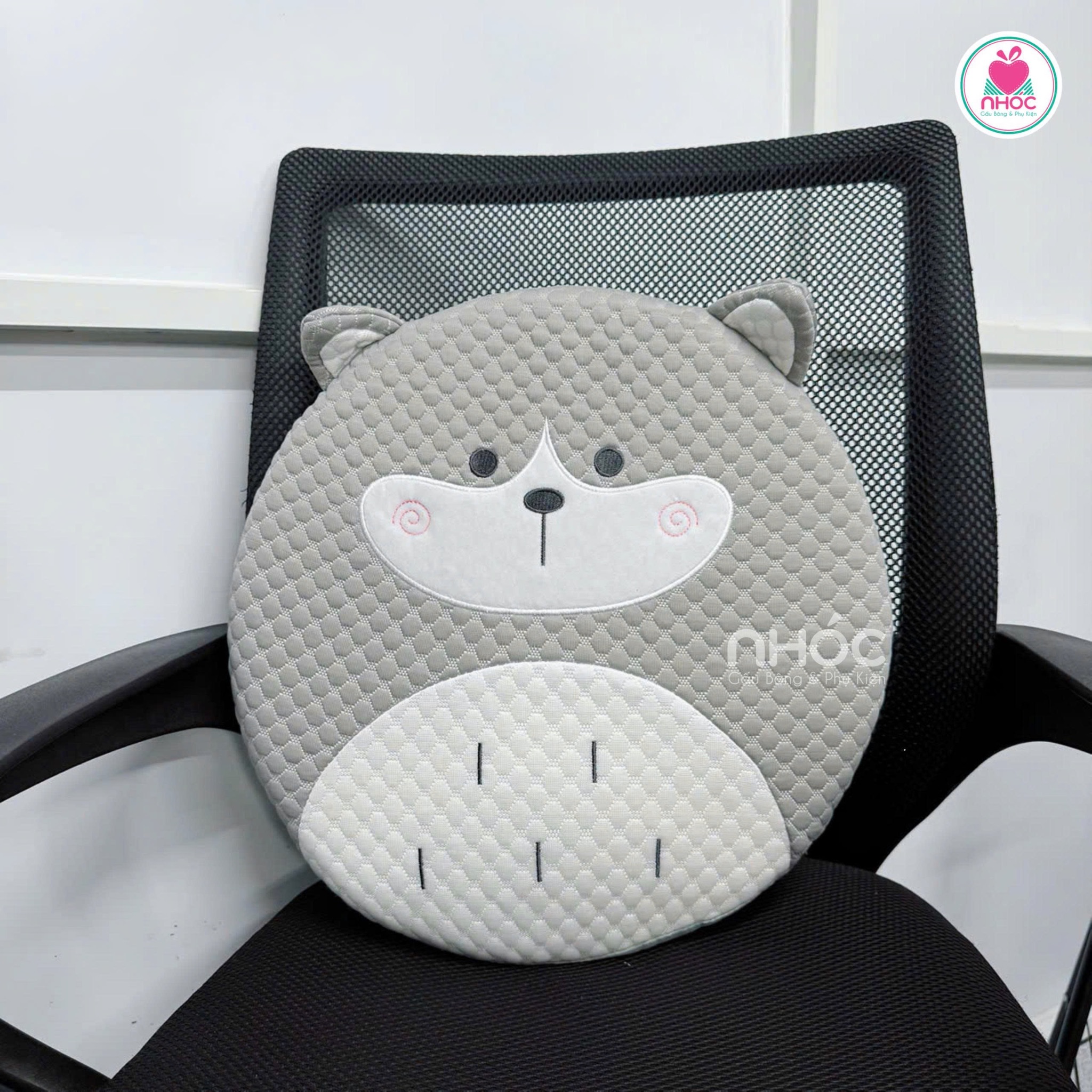 Gối tựa lưng cao su non kiểu tròn vải gân - Chó Husky - 4022025