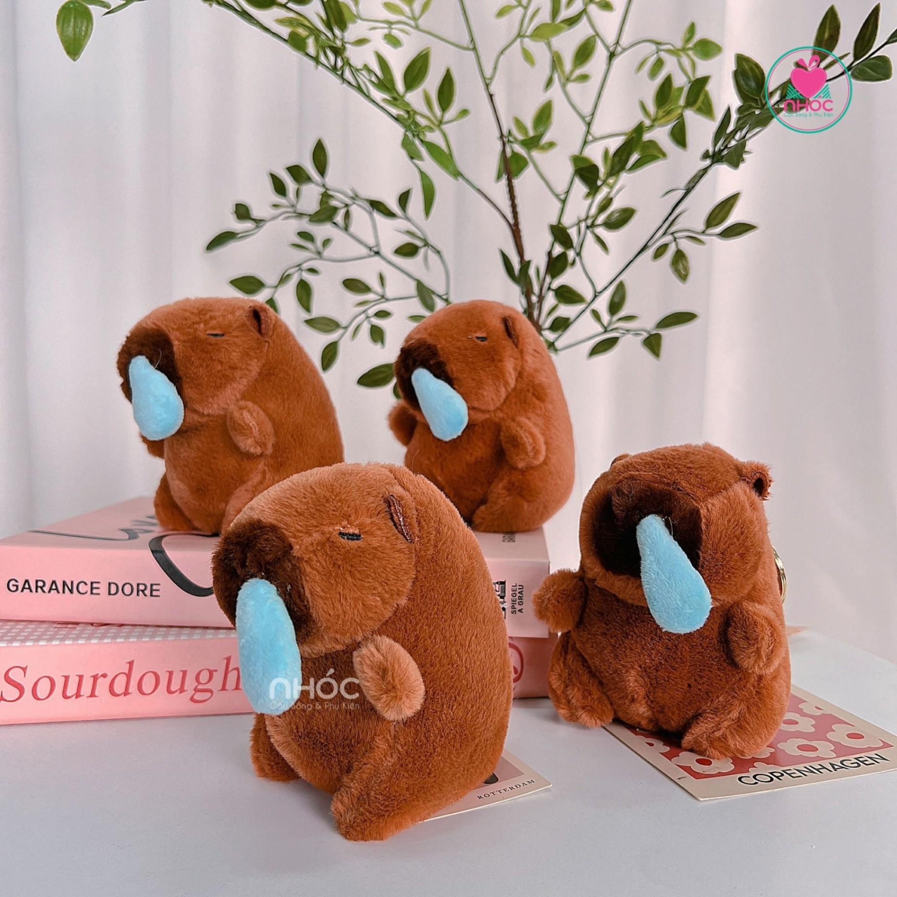 Móc khoá bông Capybara chảy nước mũi - 7501
