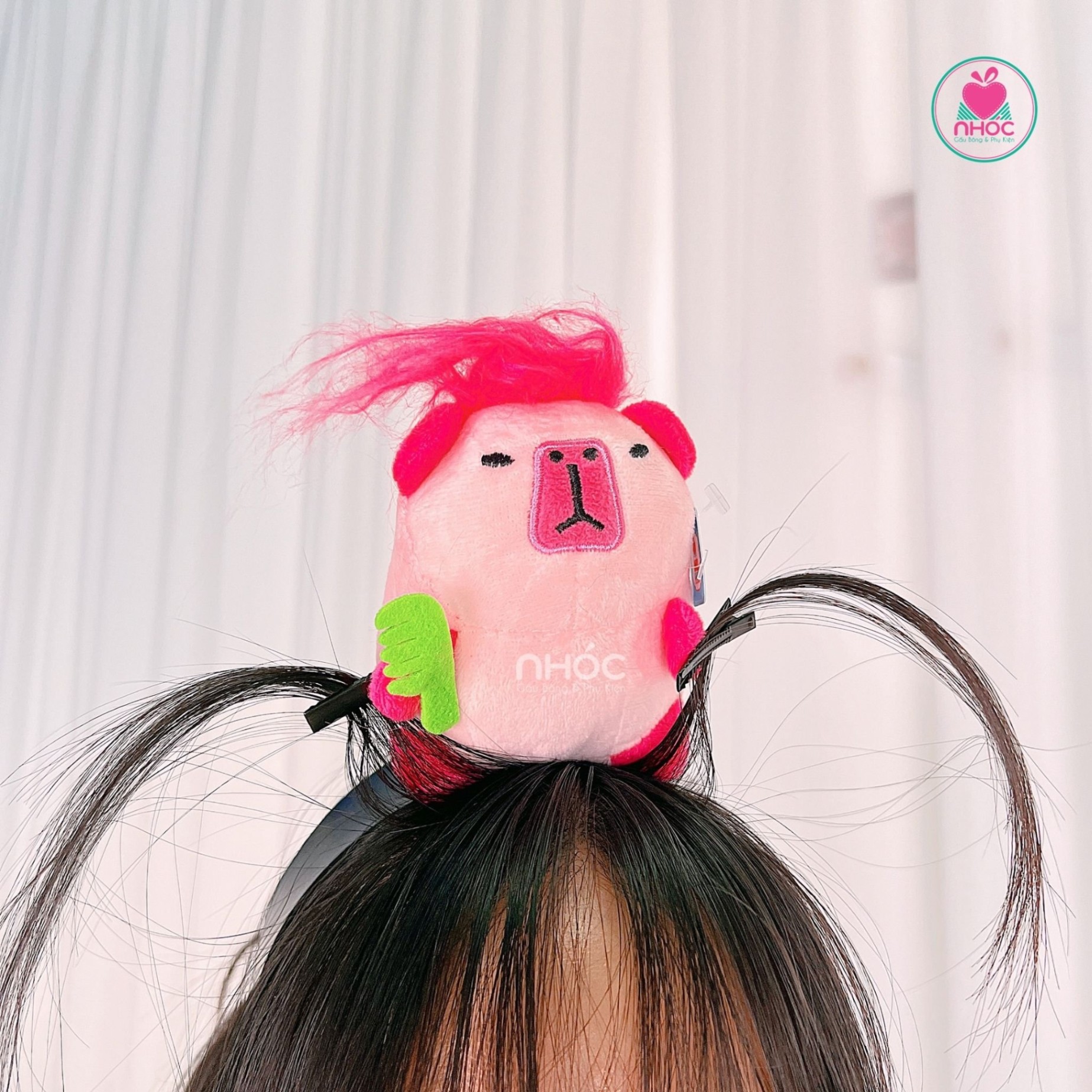 Băng đô kiểu Capybara kẹp - Cầm lược hồng - 8501
