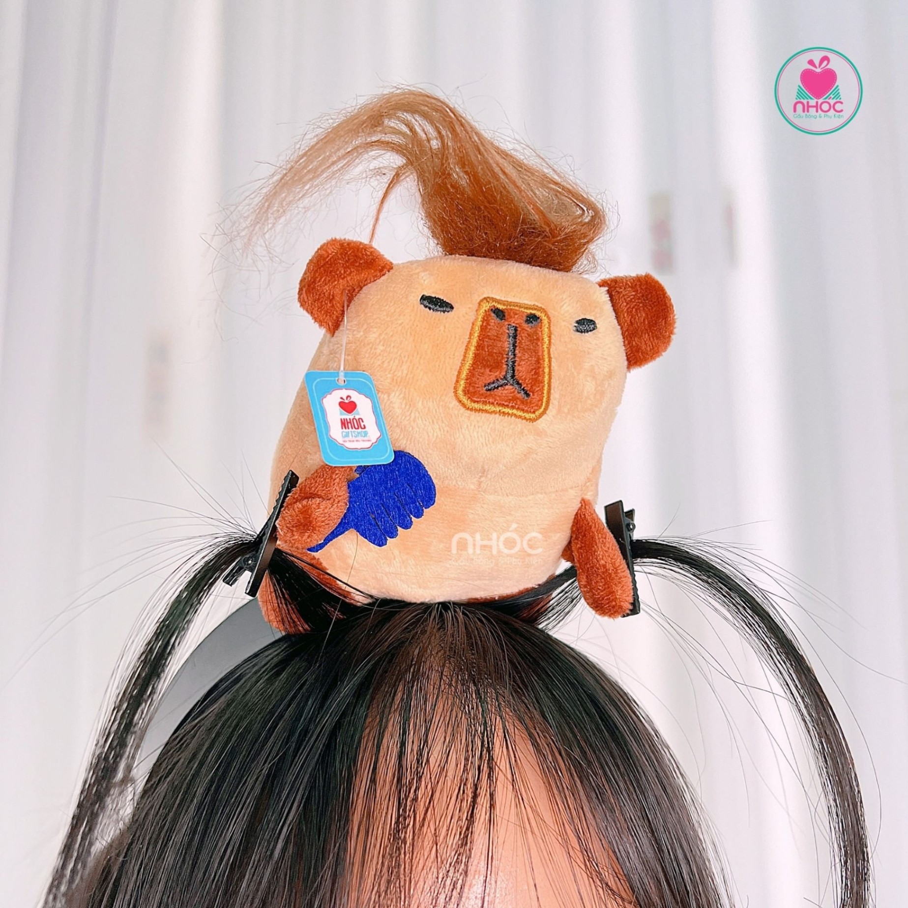 Băng đô kiểu Capybara kẹp - Cầm lược nâu - 8501