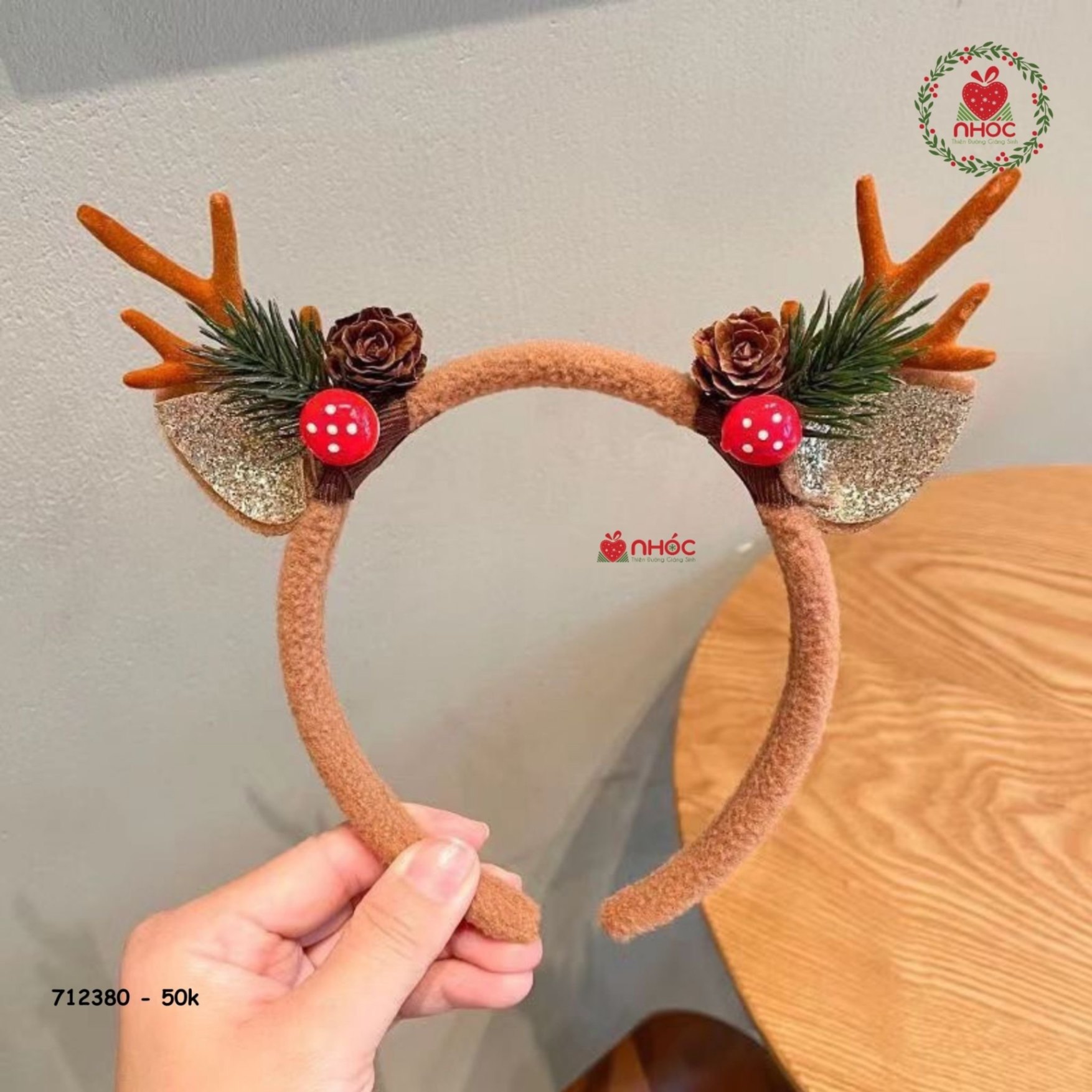 Cài tóc noel nỉ sừng tuần lộc - Trái châu thông nấm - Nâu - 5001