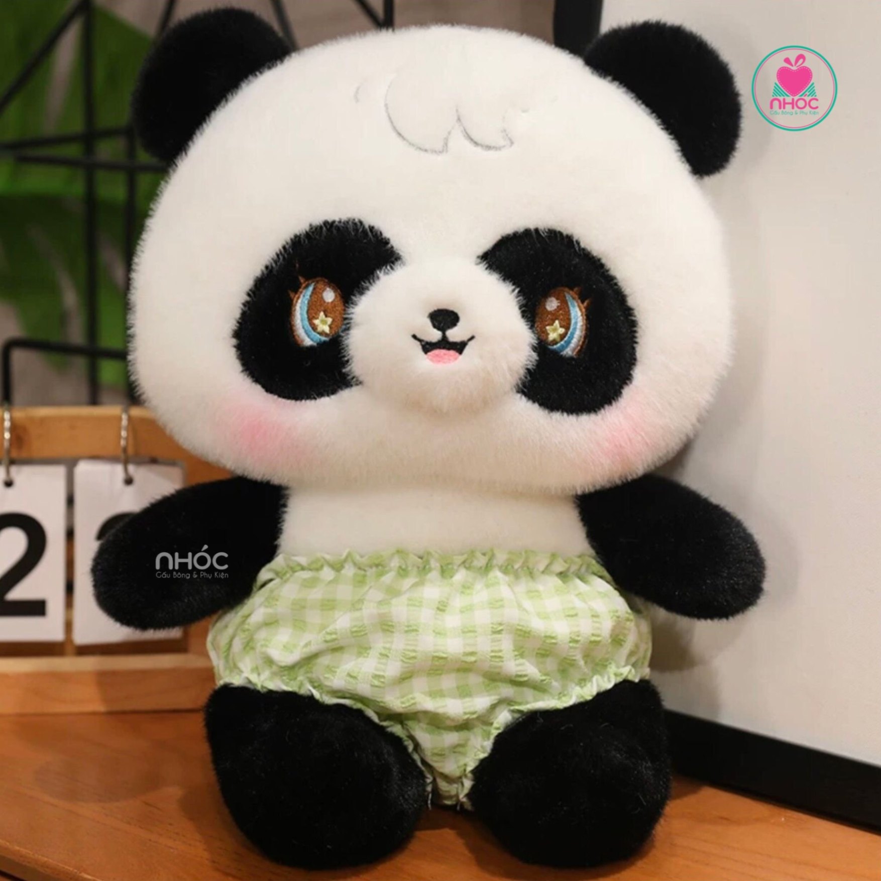Thú bông mặc quần caro lông xù - Panda - 45360