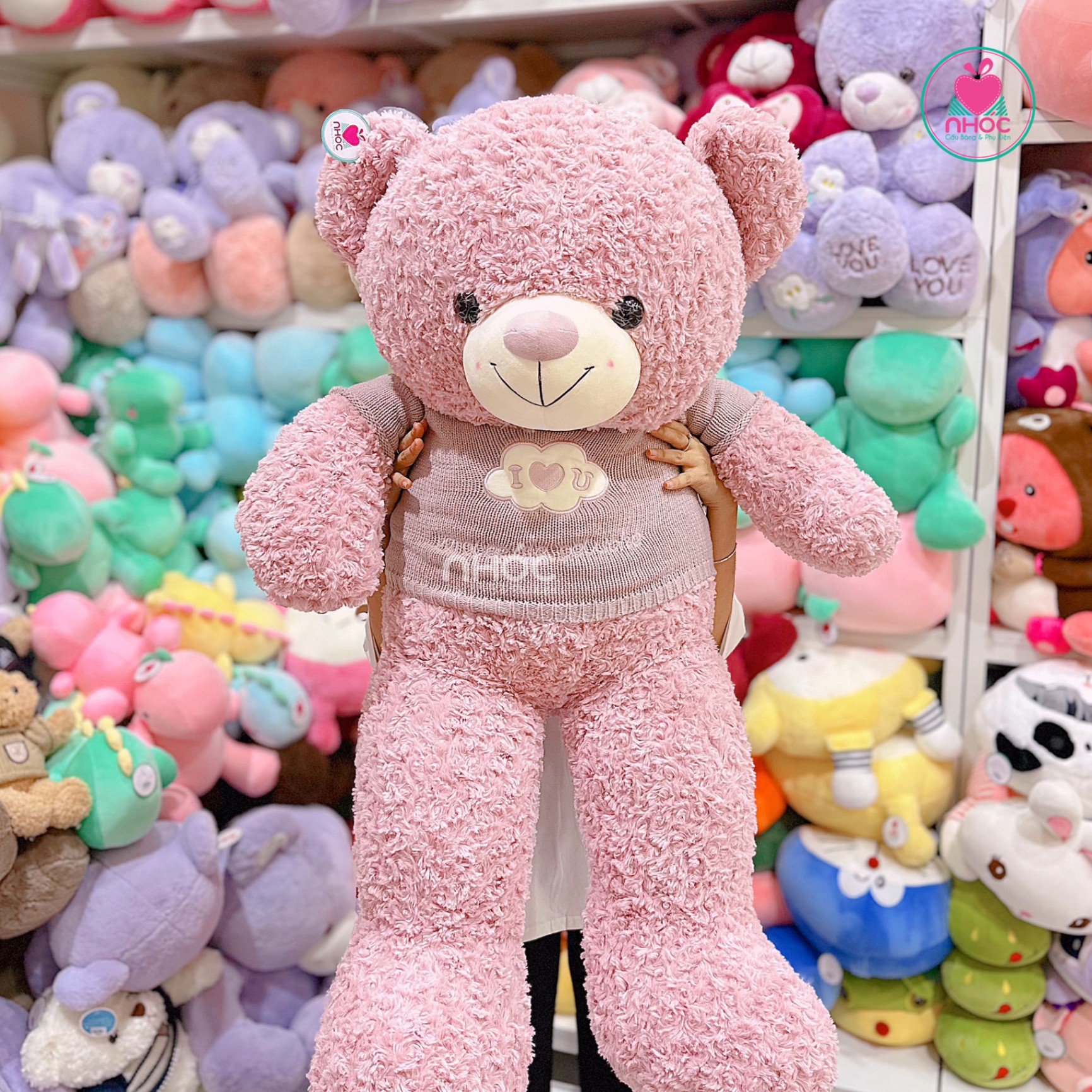 Gấu teddy áo len thêu đám mây - 82001