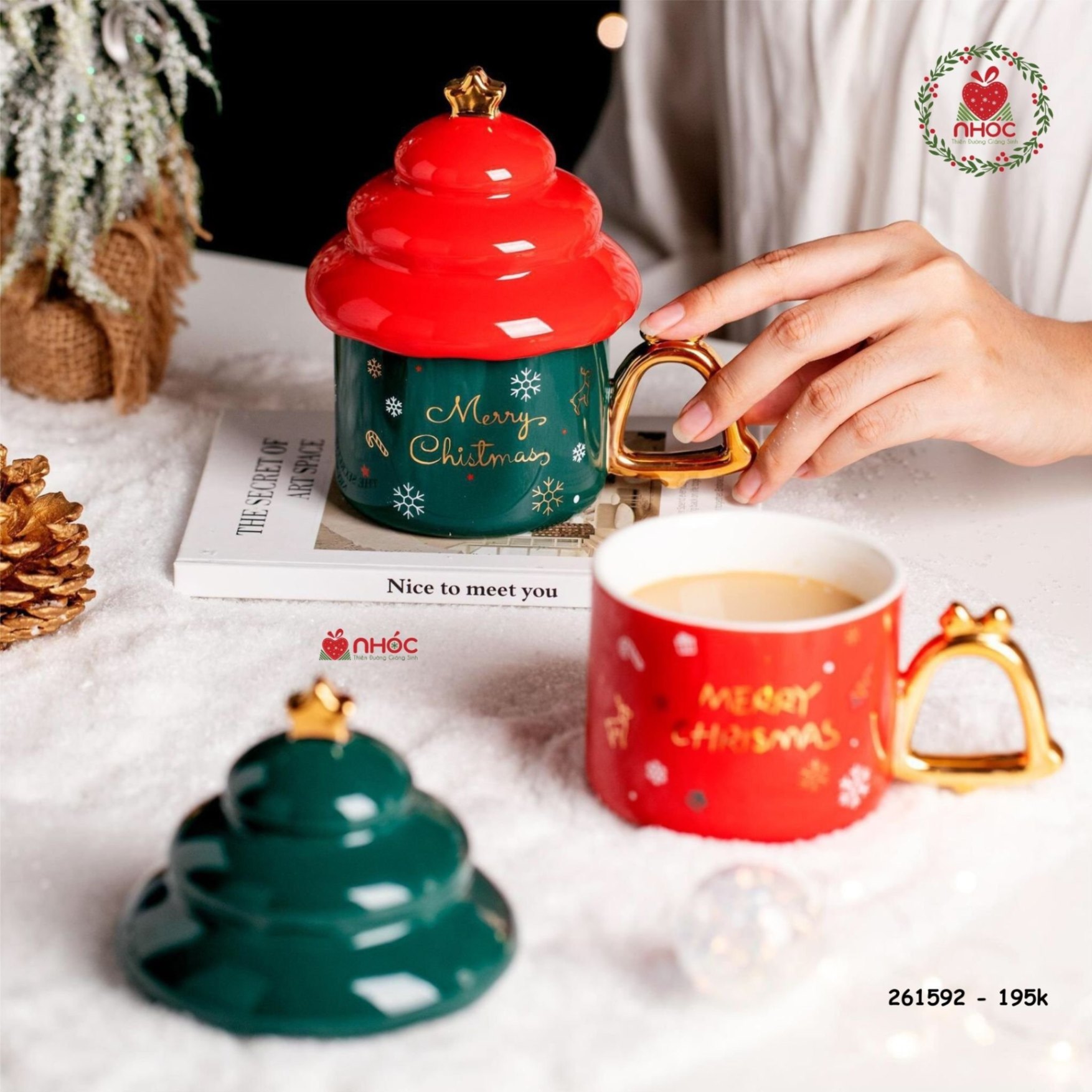 Ly sứ Noel nắp cây thông