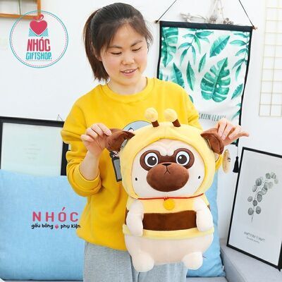Thú bông Chó pug áo ong vàng lông mịn ngồi - Camel - 30320