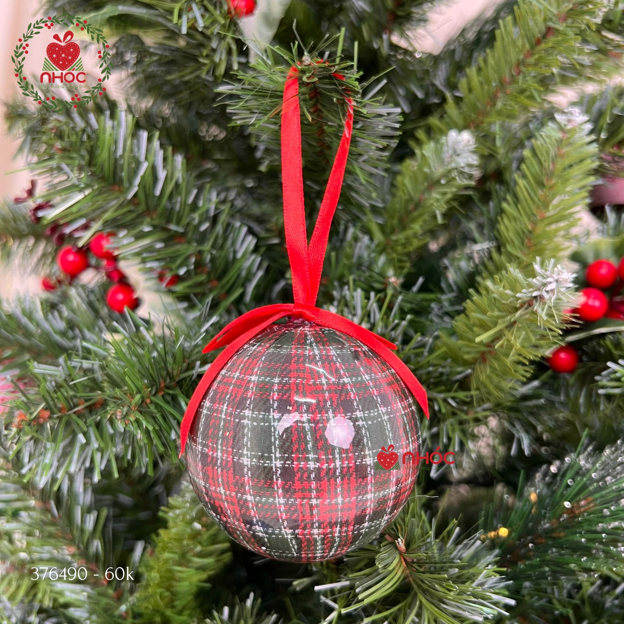 Trái châu đơn hoạ tiết noel - Caro đỏ - 70 ly - 60