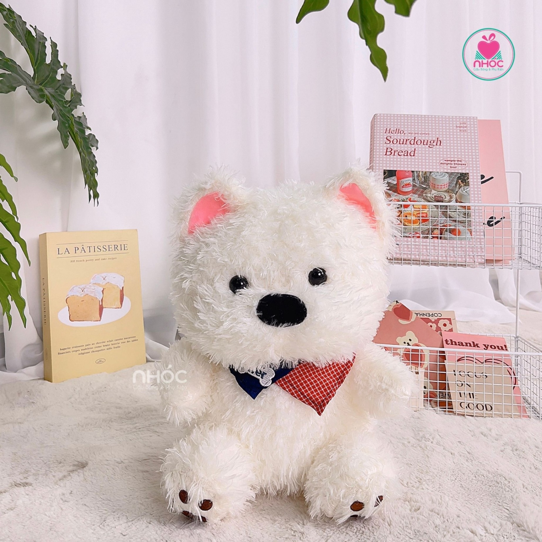 Thú bông chó trắng đeo khăn lông xù - 35260