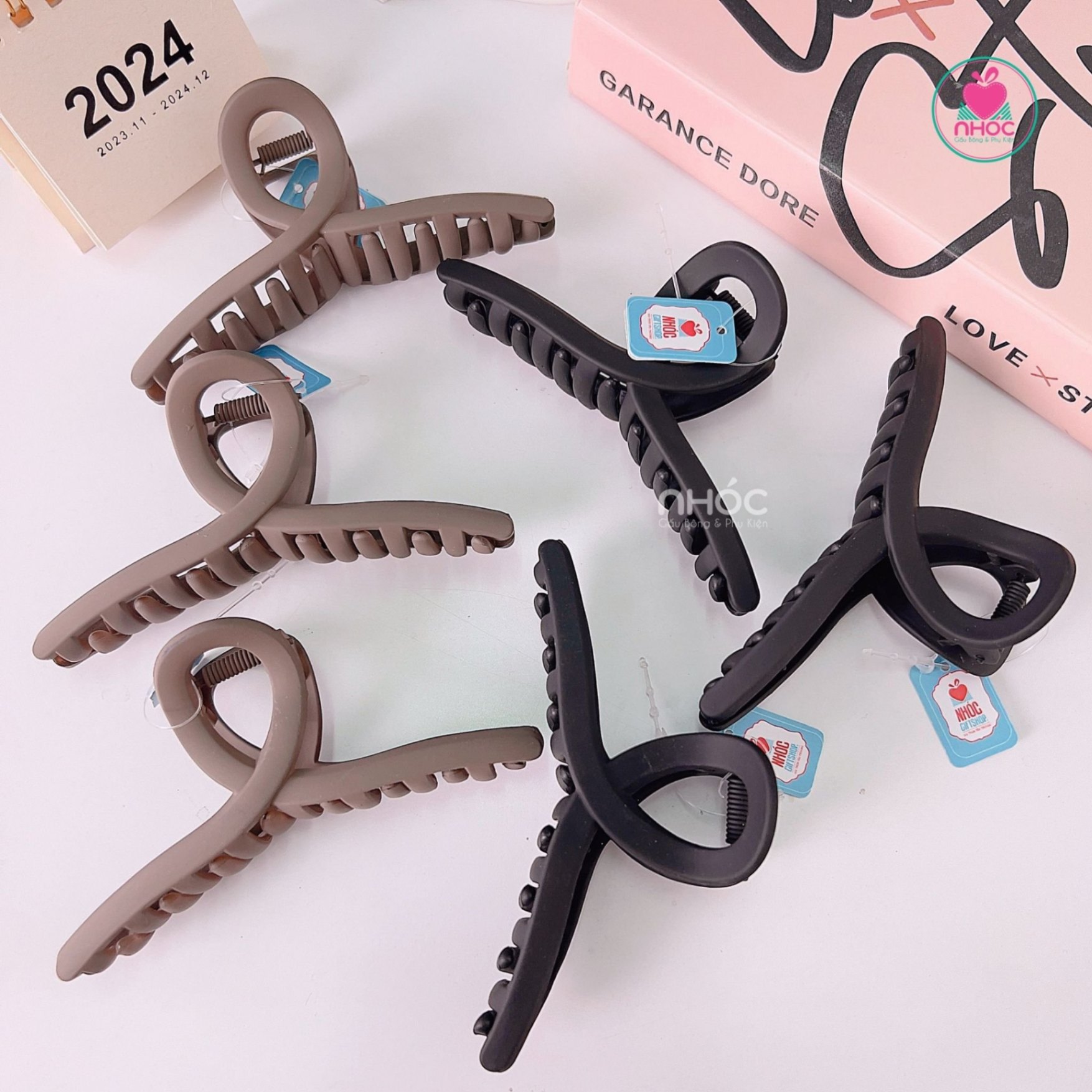 Kẹp gắp nhựa kiểu soắn 15cm - 3501