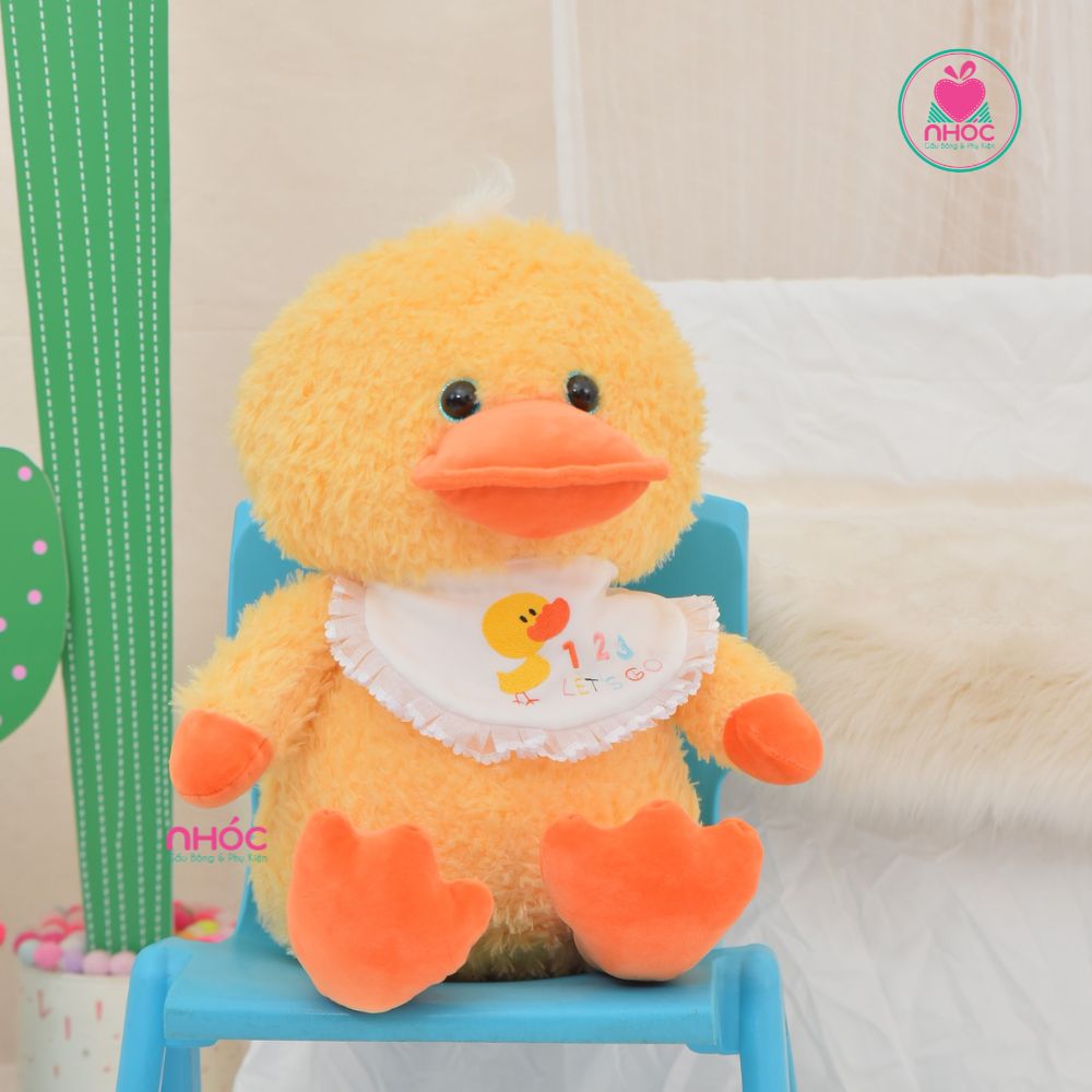 Thú bông Vịt đeo yếm lông chỉ ngồi - Vàng - 75460