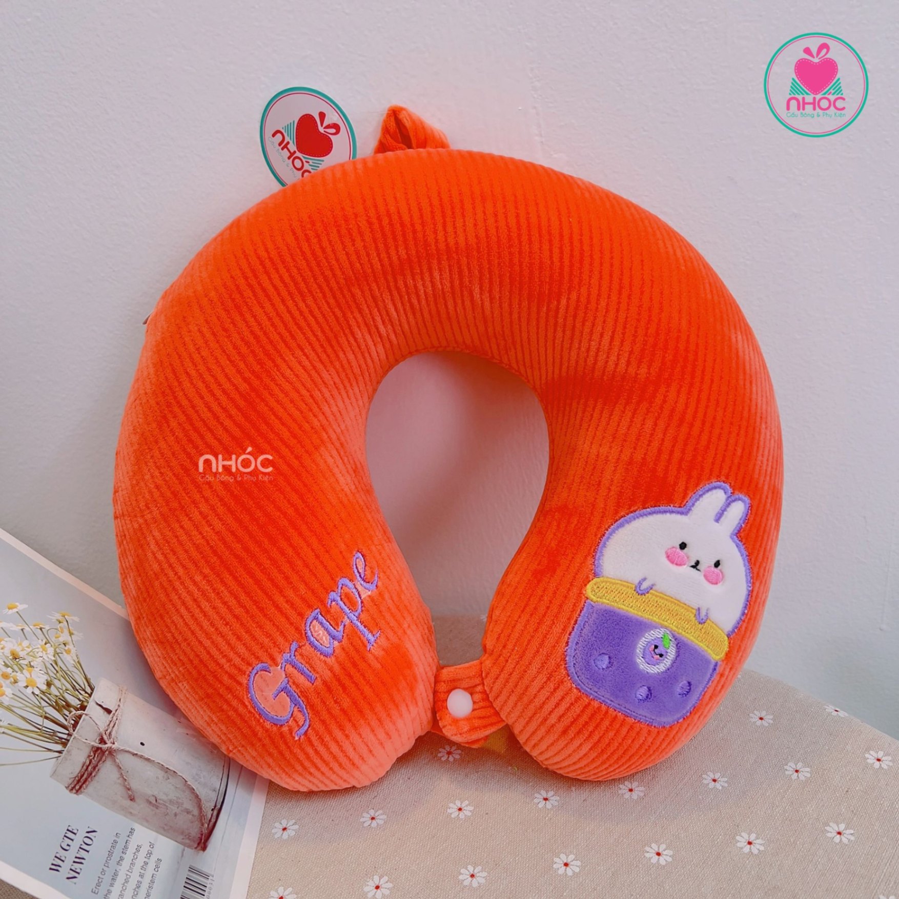Gối kê cổ cao su non thêu gấu trái cây - Grape - 16001