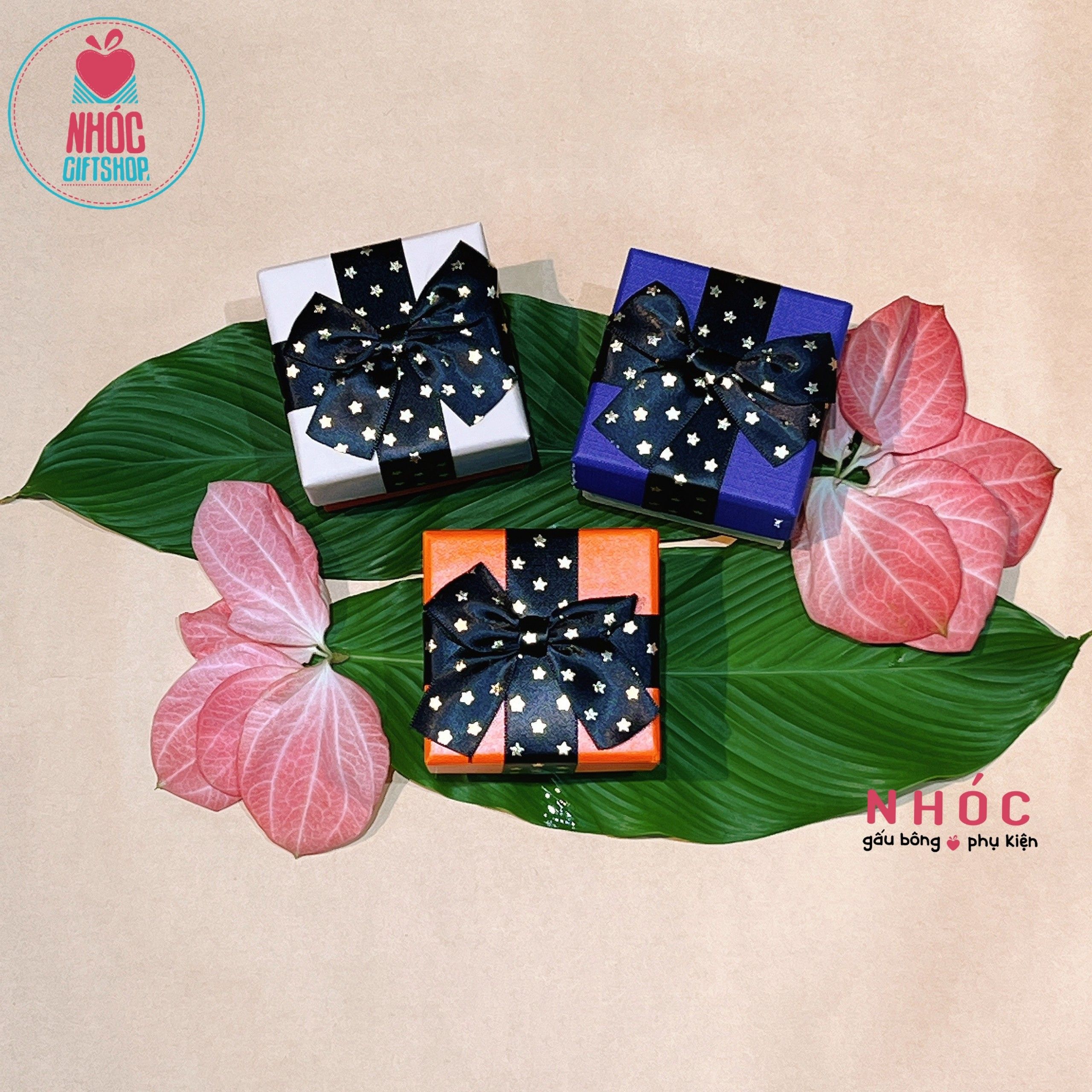 Hộp quà vuông hàn quốc - 0130