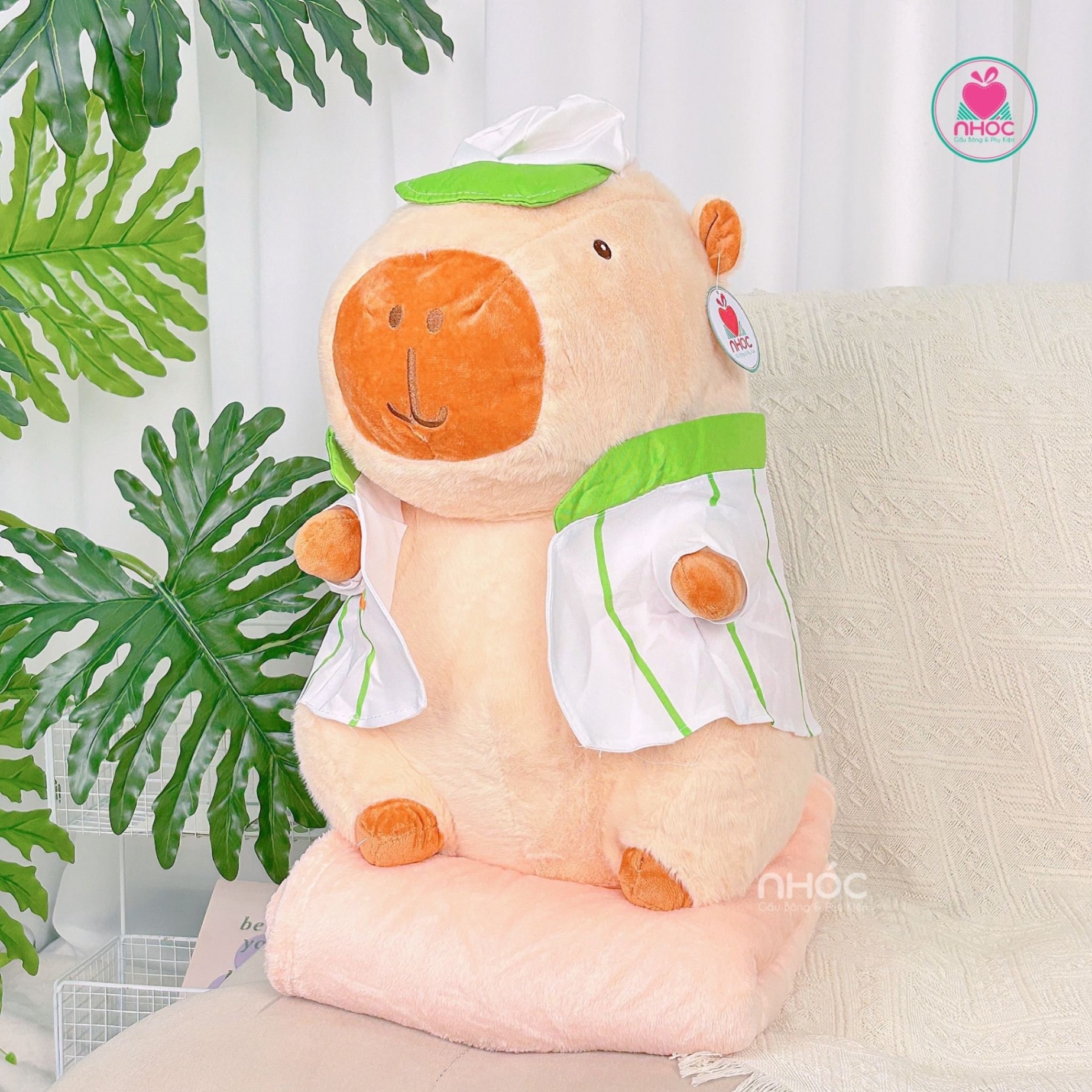 Gối mền Capybara mặc áo bóng chày - Kem - 40410