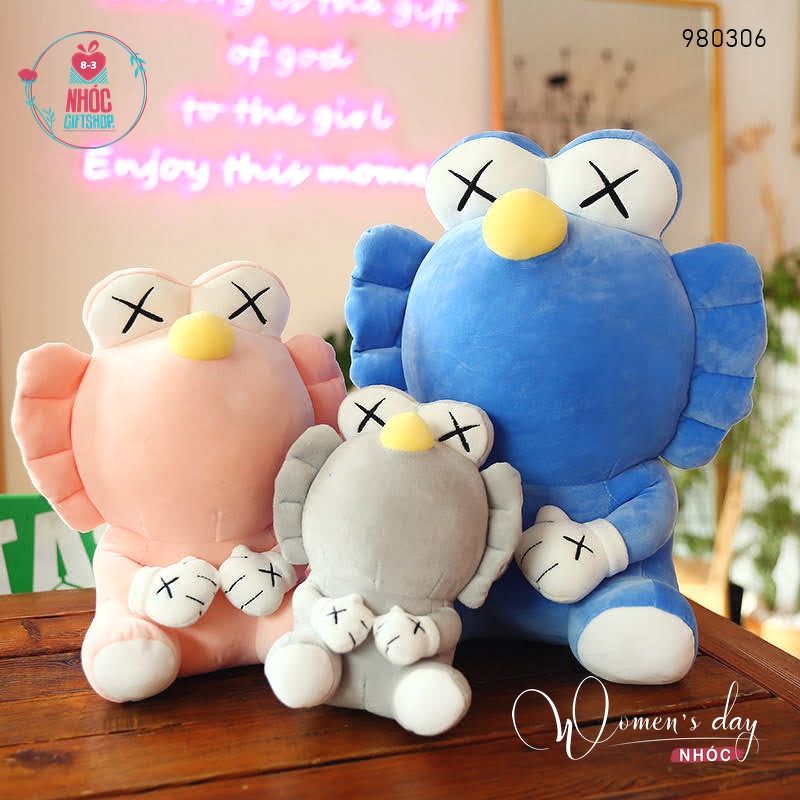 Thú bông Kaws lông mịn ngồi