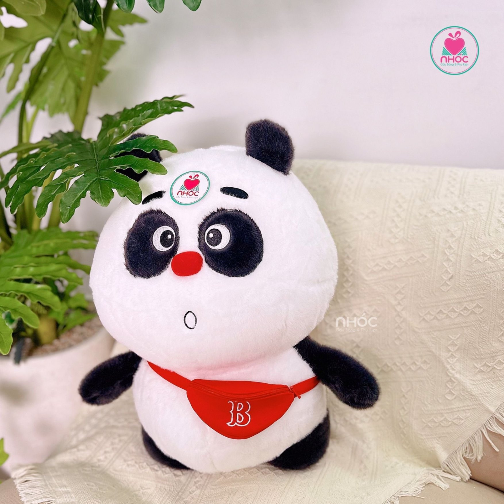 Thú bông gấu đeo túi bao tử lông xù - Panda - 35310