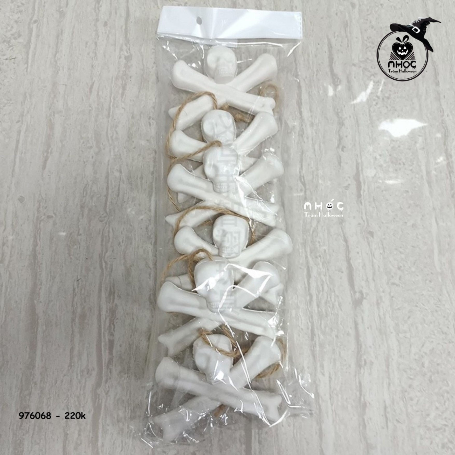 Dây trang trí đầu lâu nhựa xương chữ X - 22001