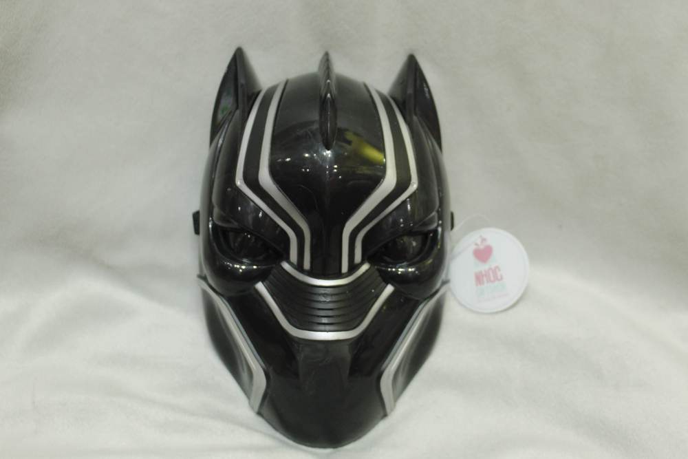 Mặt nạ nhựa TE có đèn - Siêu nhân Black panther - 8001