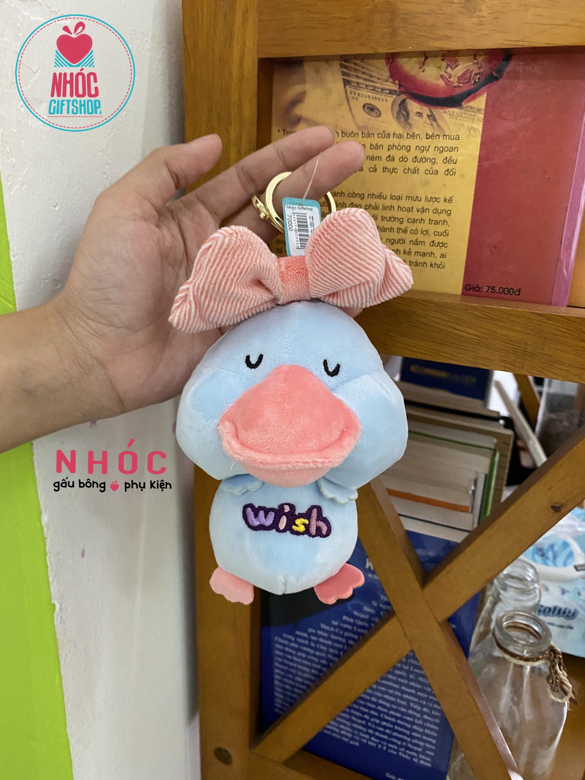 Móc khóa bông vịt đeo nơ - 7001 - Xanh da trời